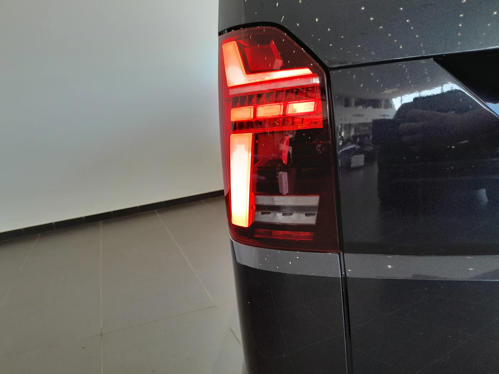 TRANSPORTER FOURGON  20