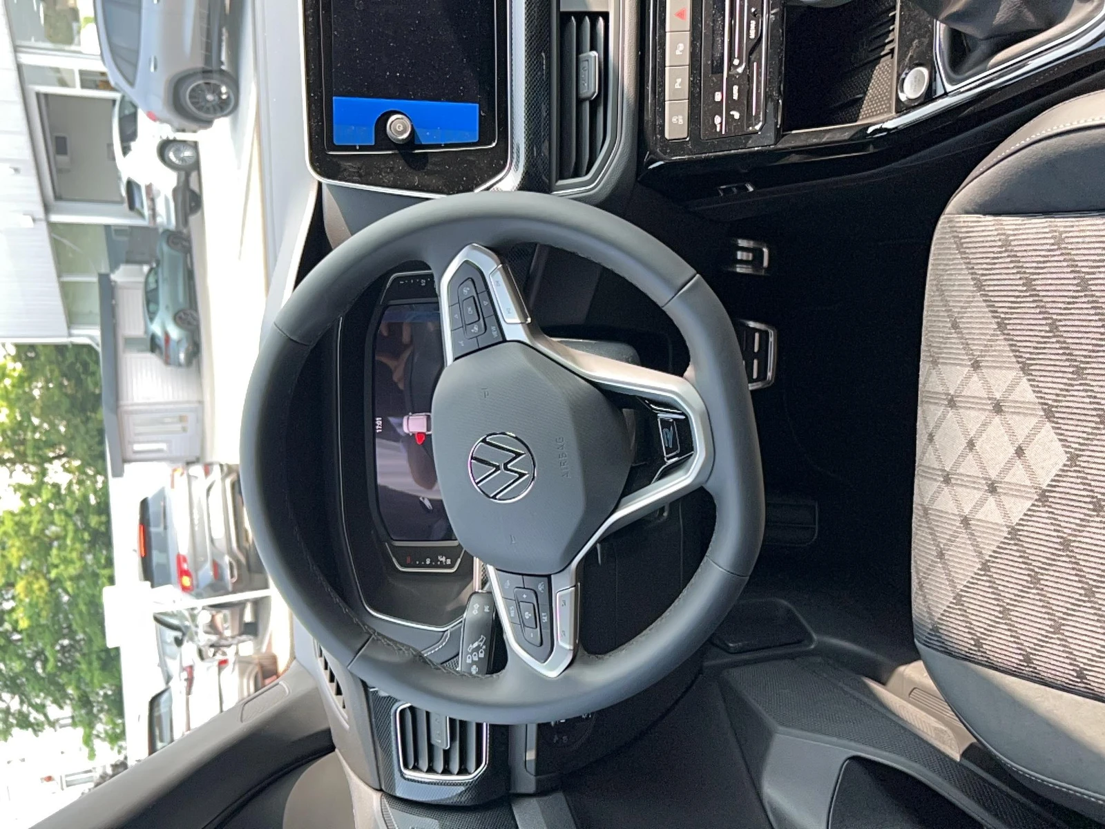 T-CROSS  10