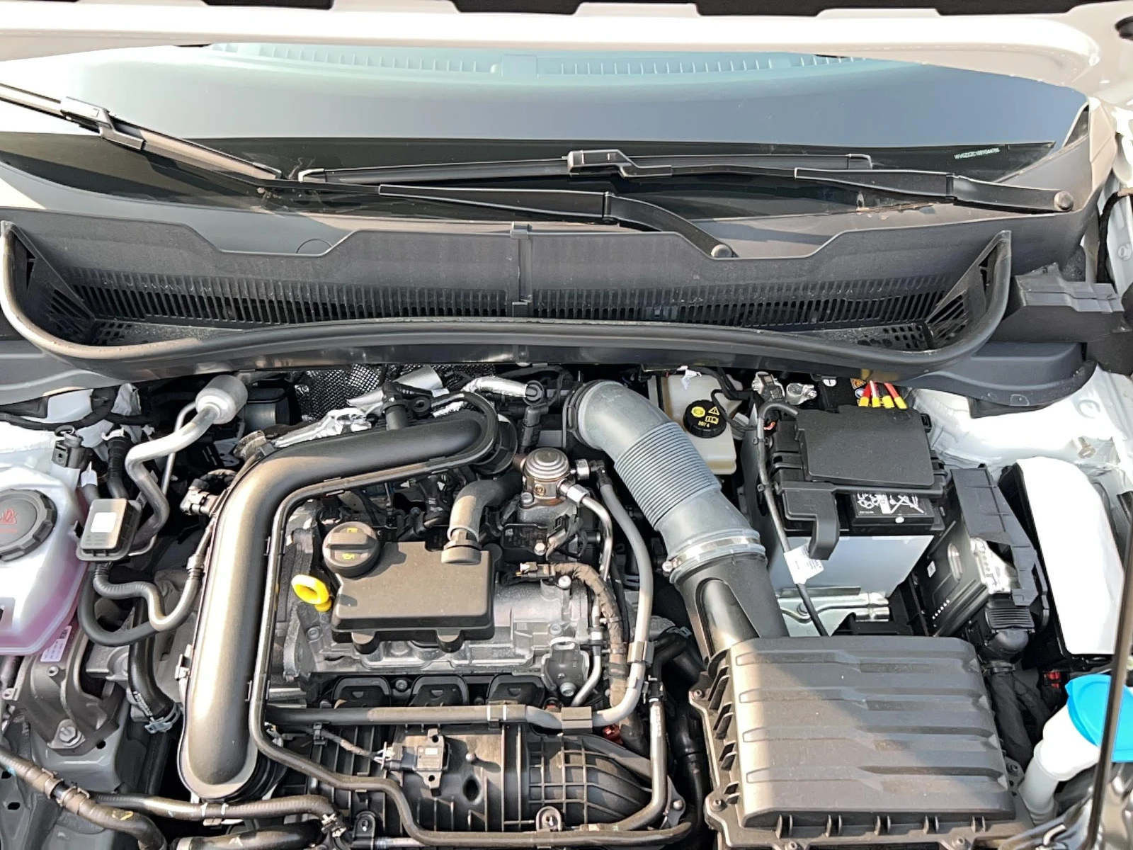 T-CROSS  17