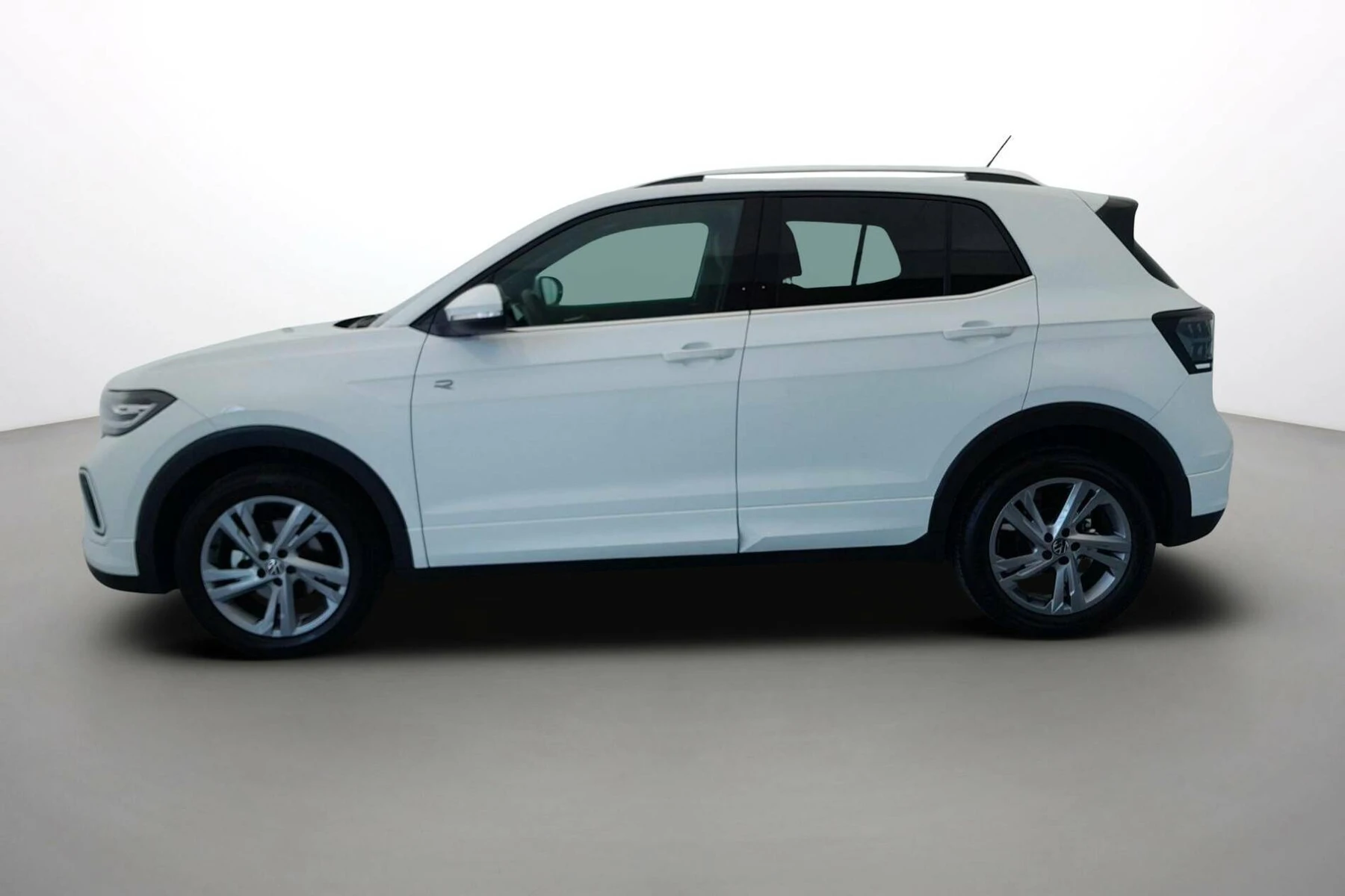 T-CROSS  4