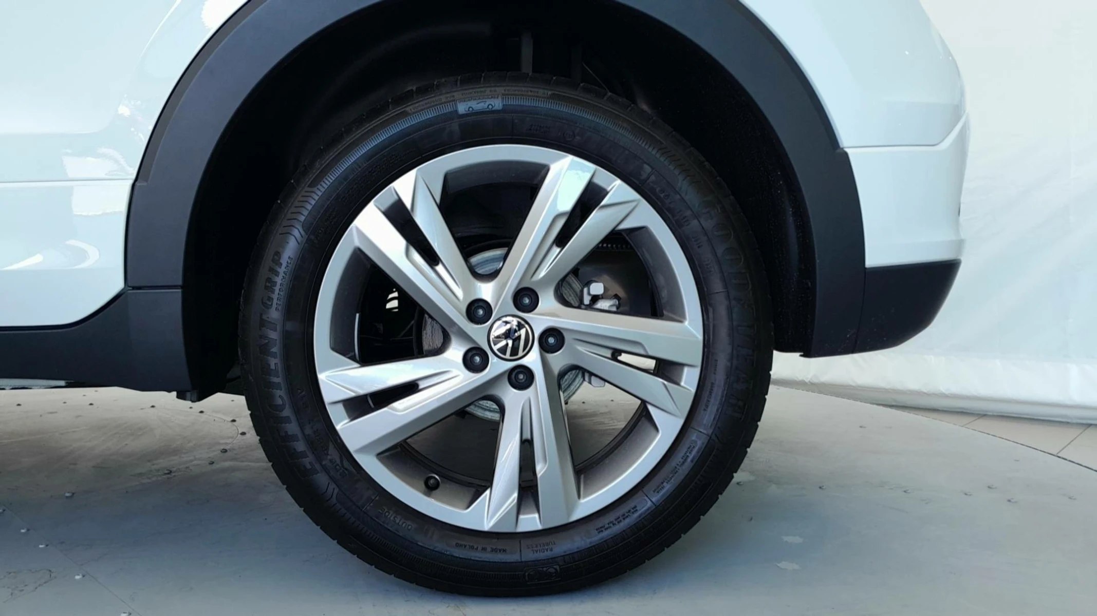 T-CROSS  17