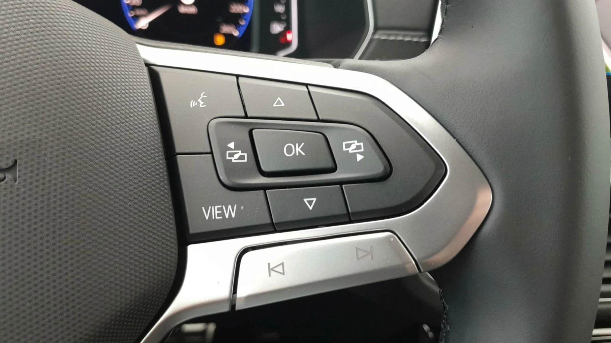 T-CROSS  26