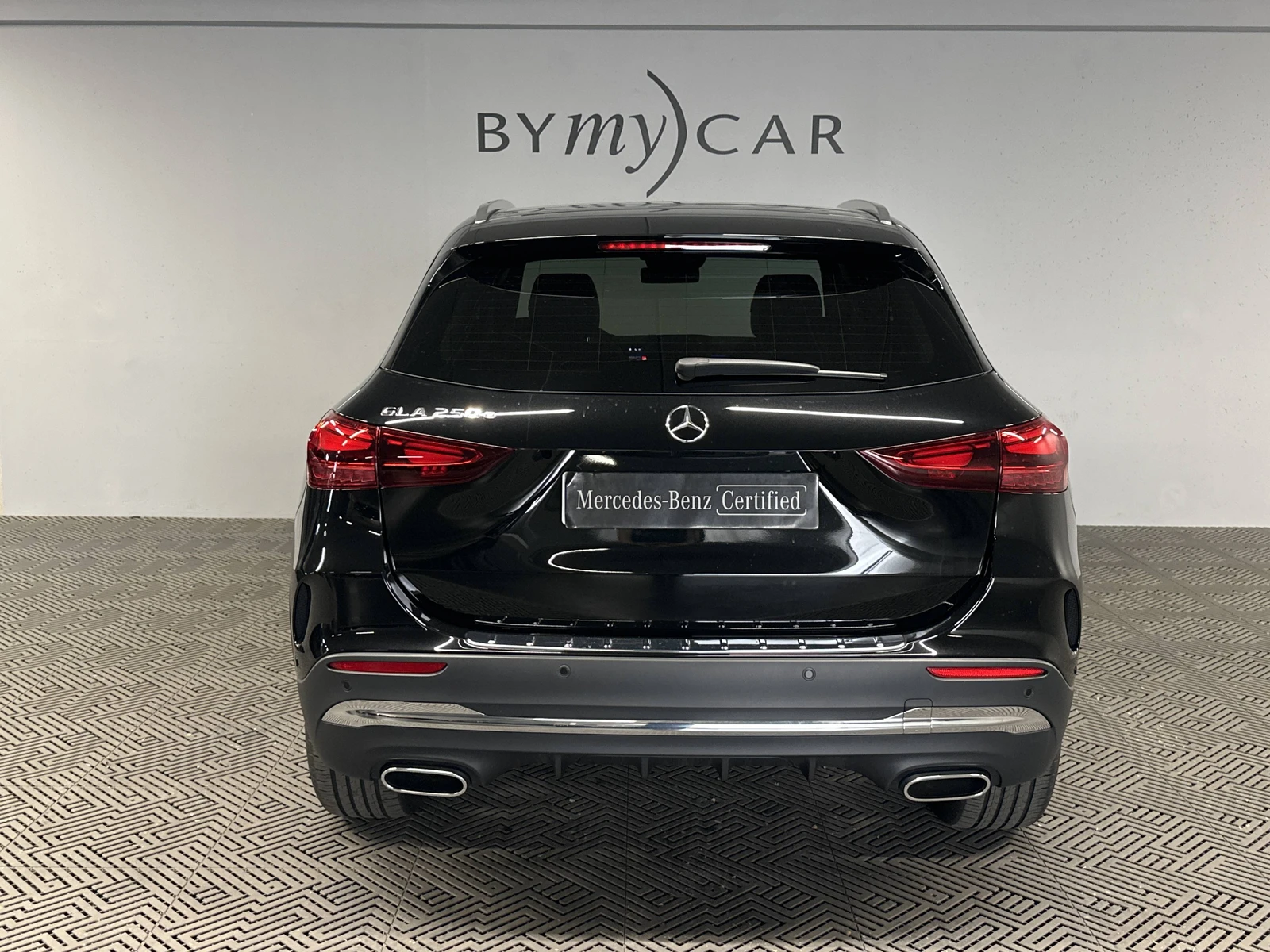 GLA  4
