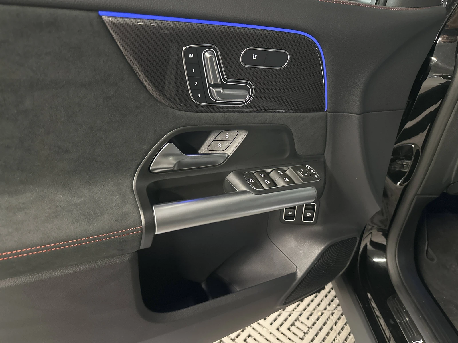 GLA  9