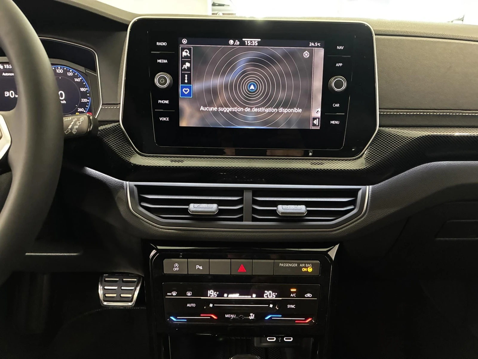 T-CROSS  9