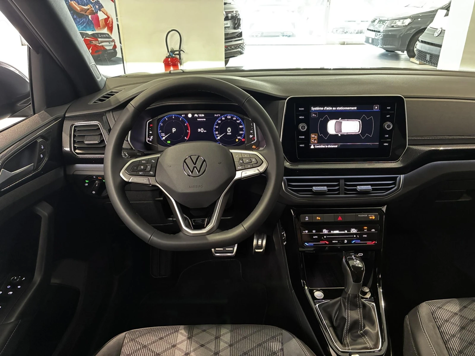 T-CROSS  8