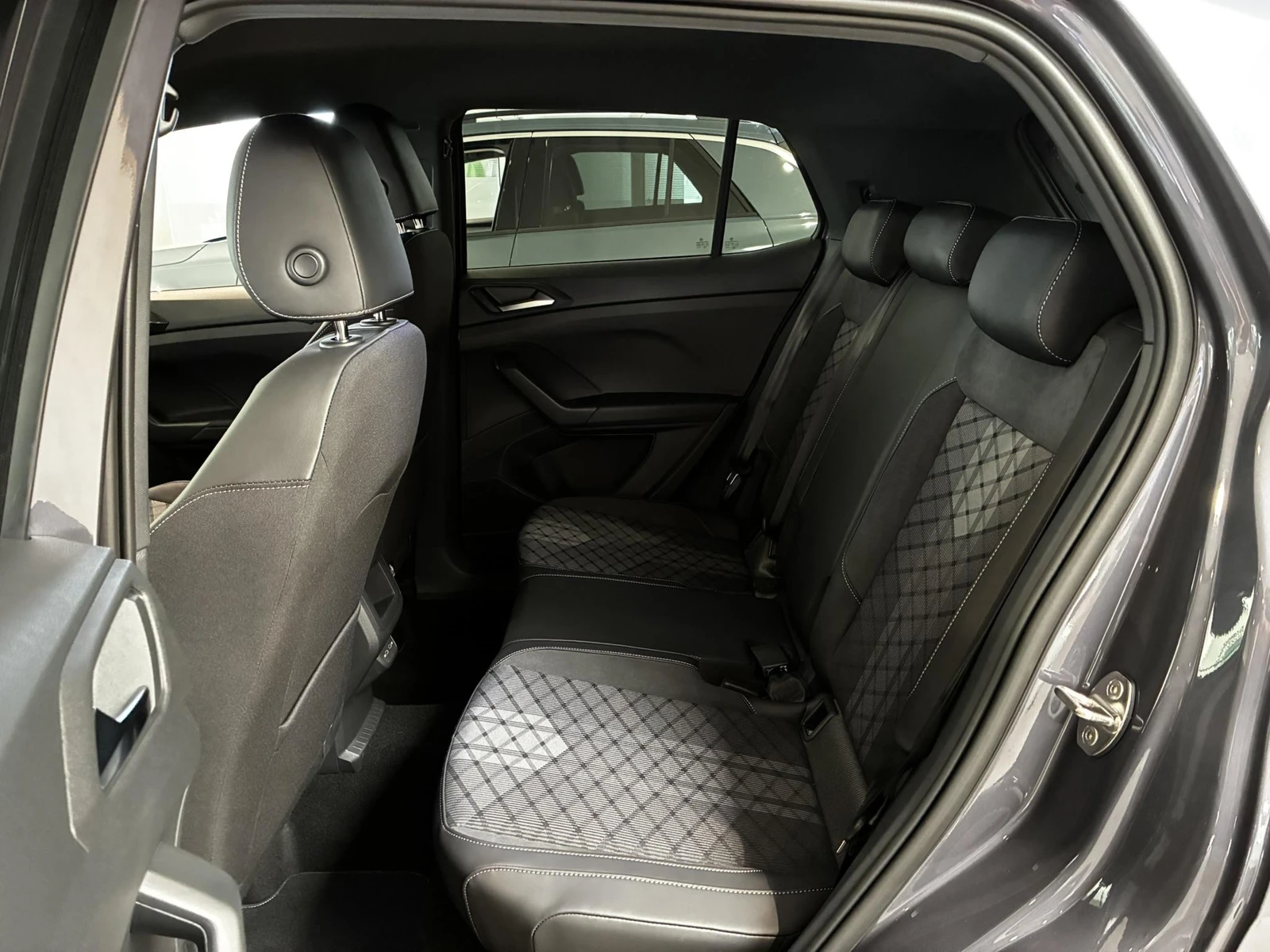 T-CROSS  11