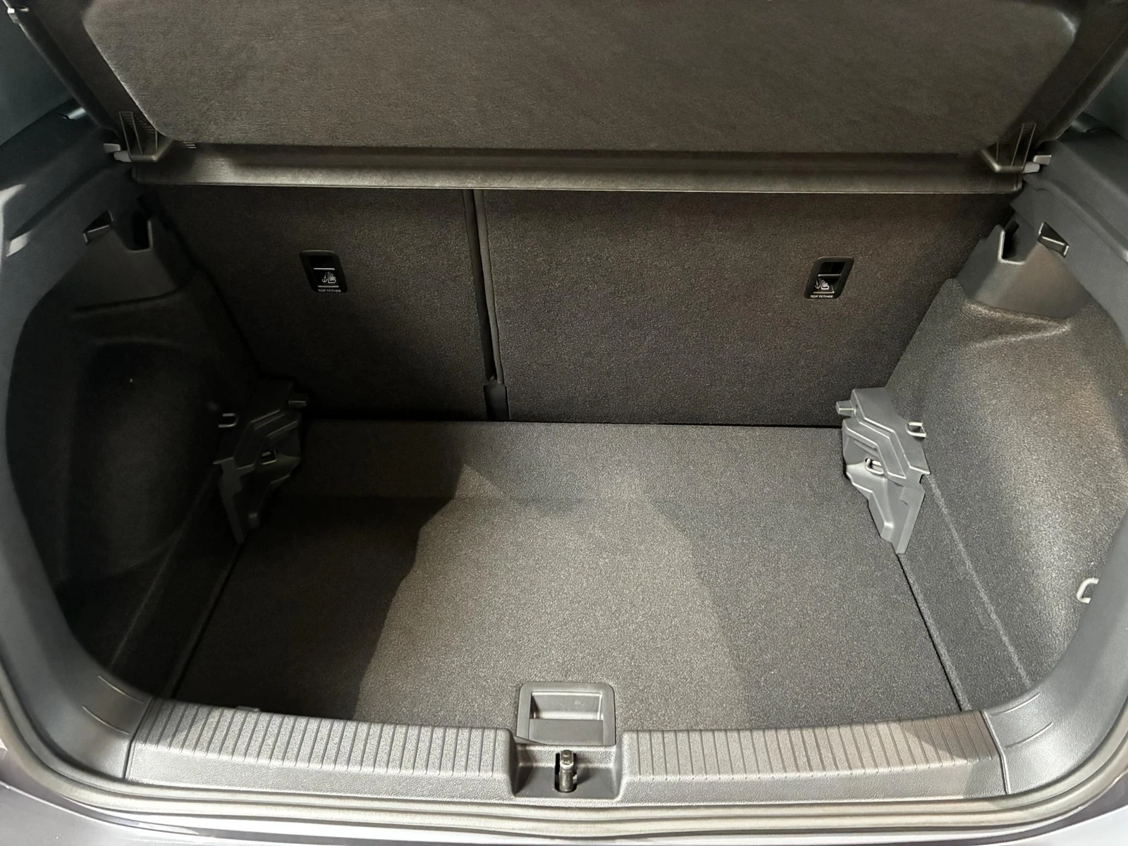 T-CROSS  14