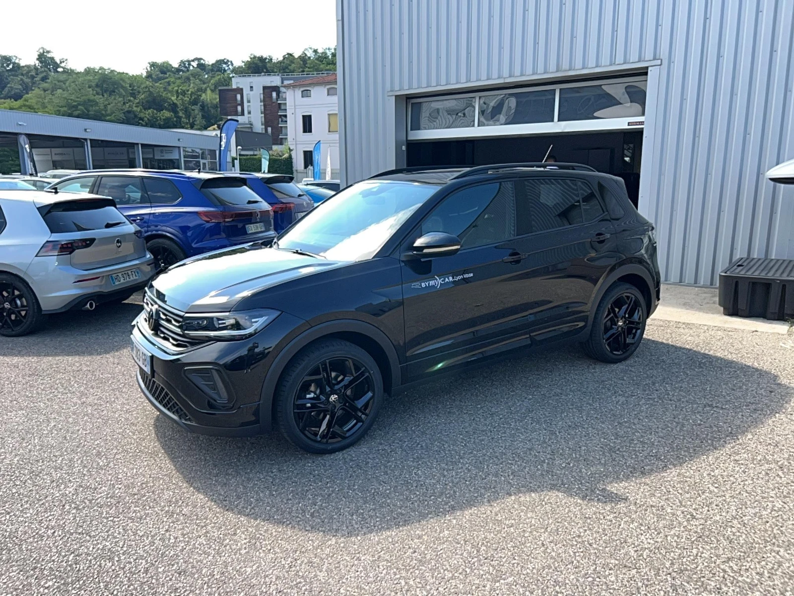 T-CROSS  1
