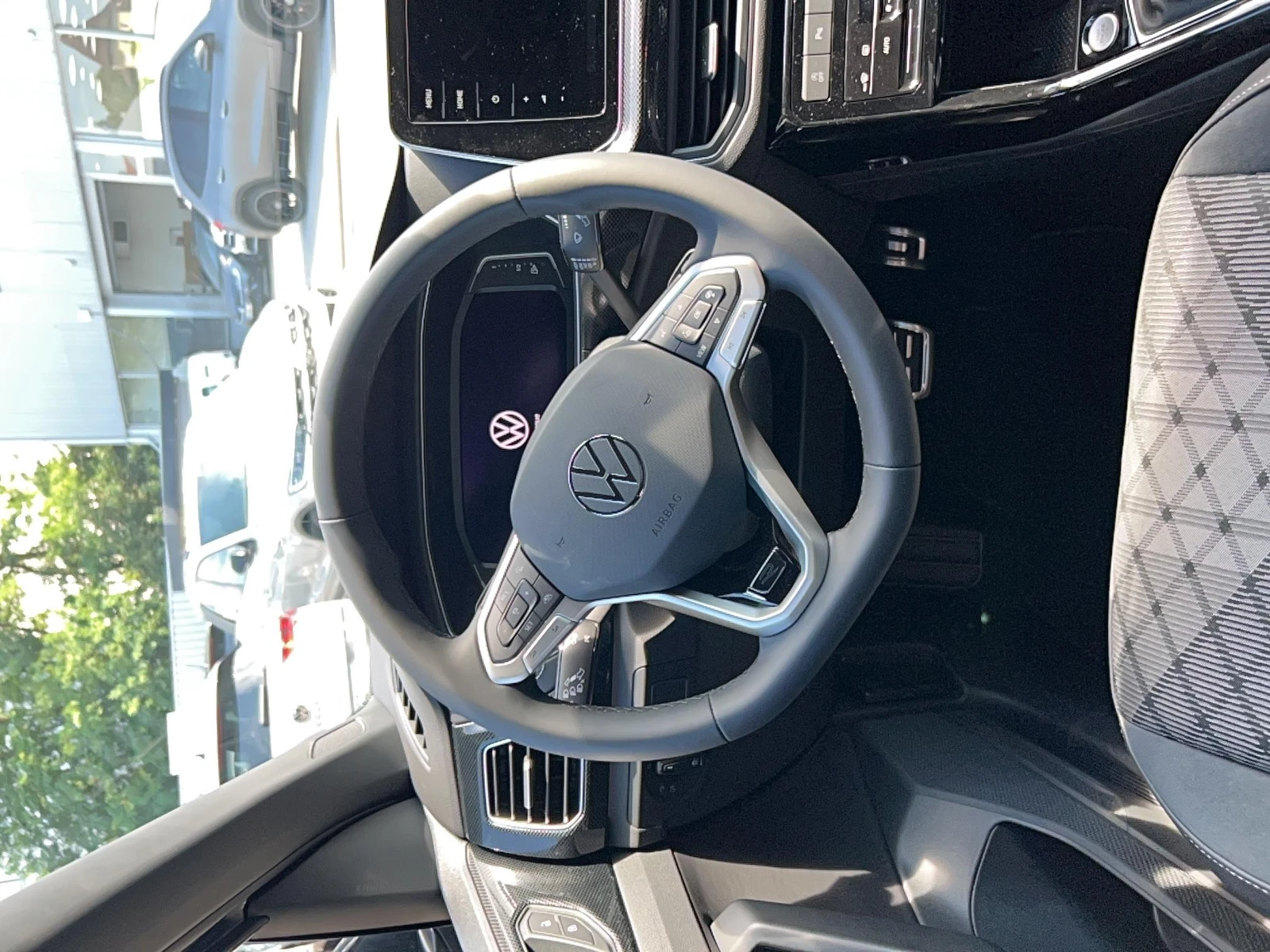 T-CROSS  10