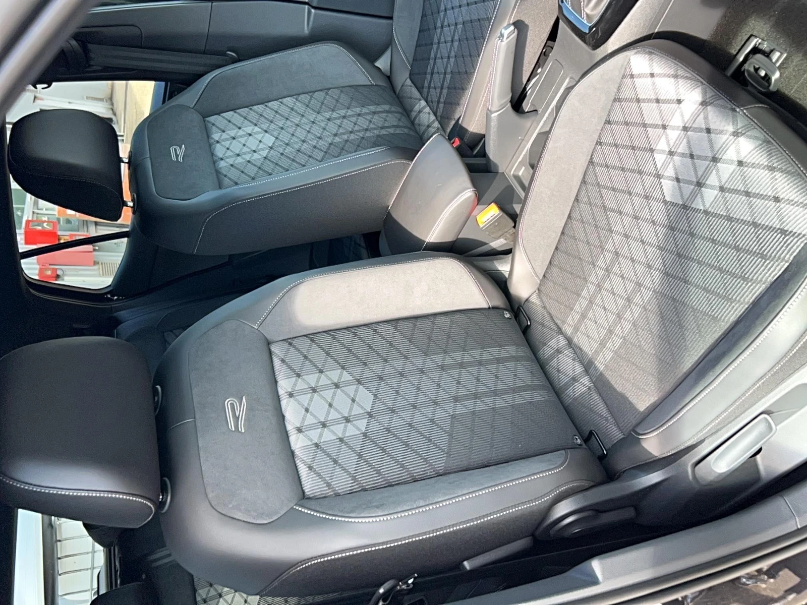 T-CROSS  15