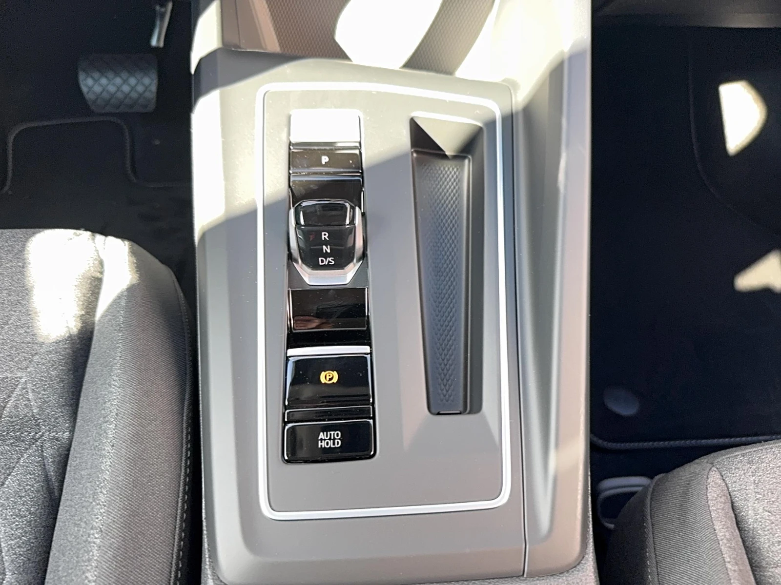 GOLF  16