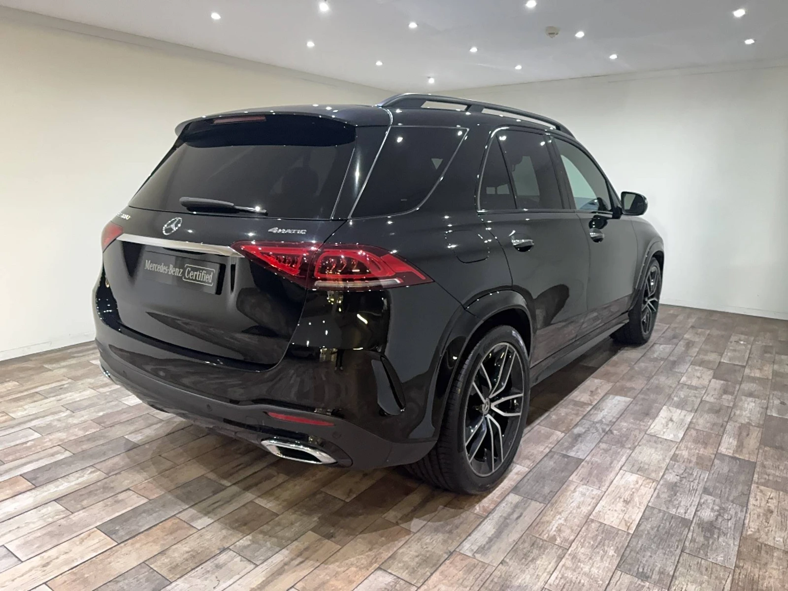 GLE  4