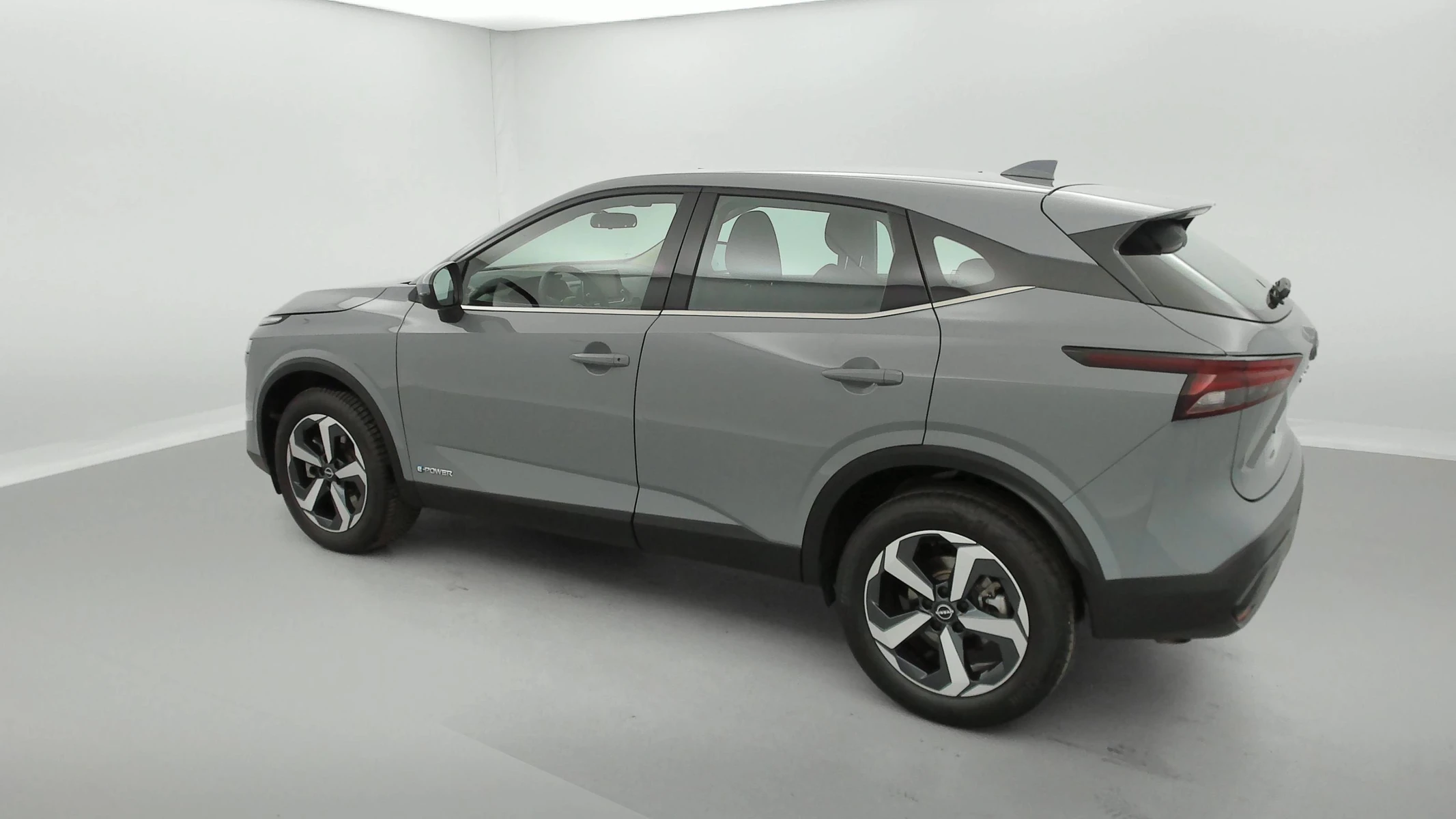 QASHQAI  17