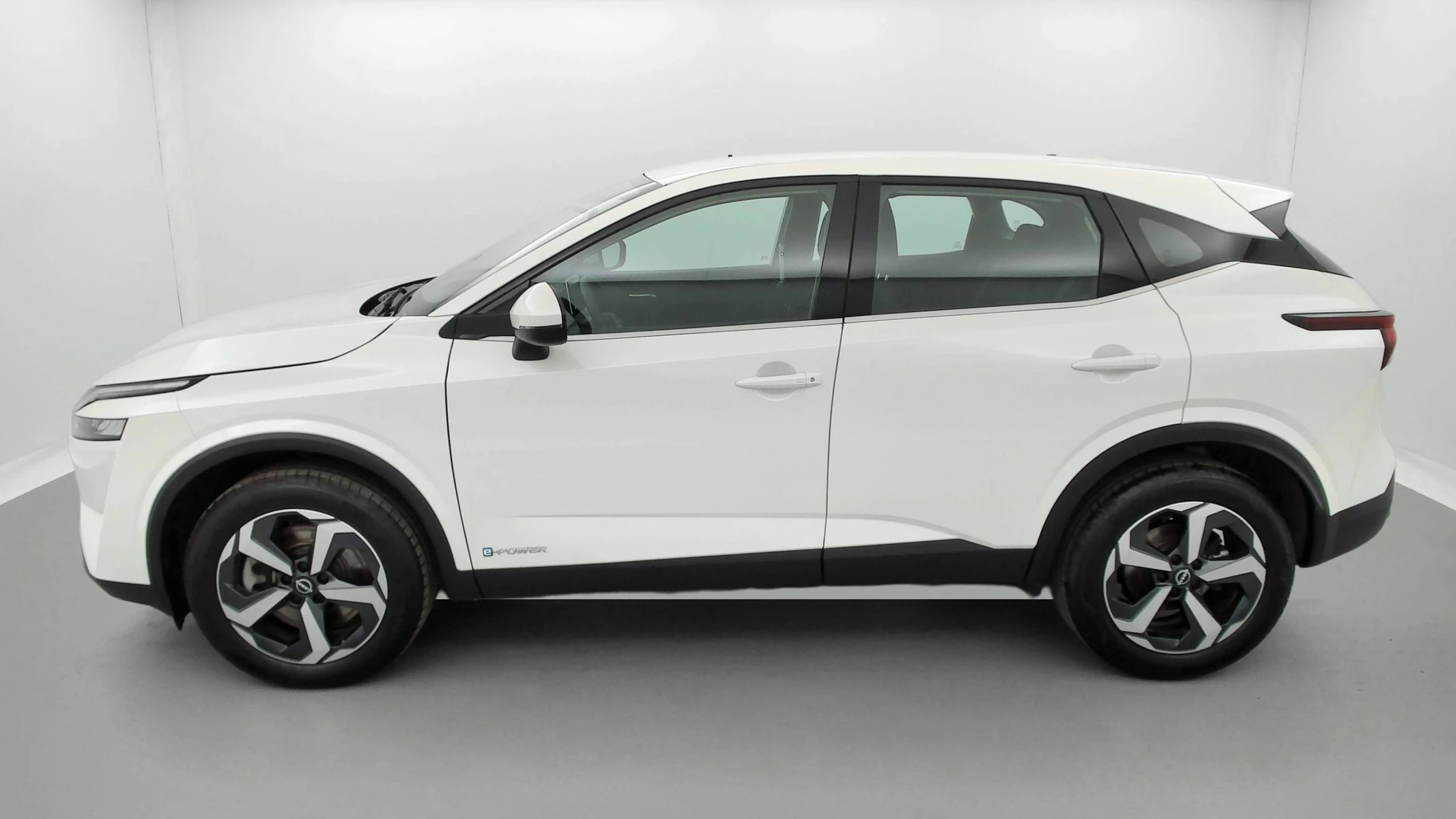 QASHQAI  32