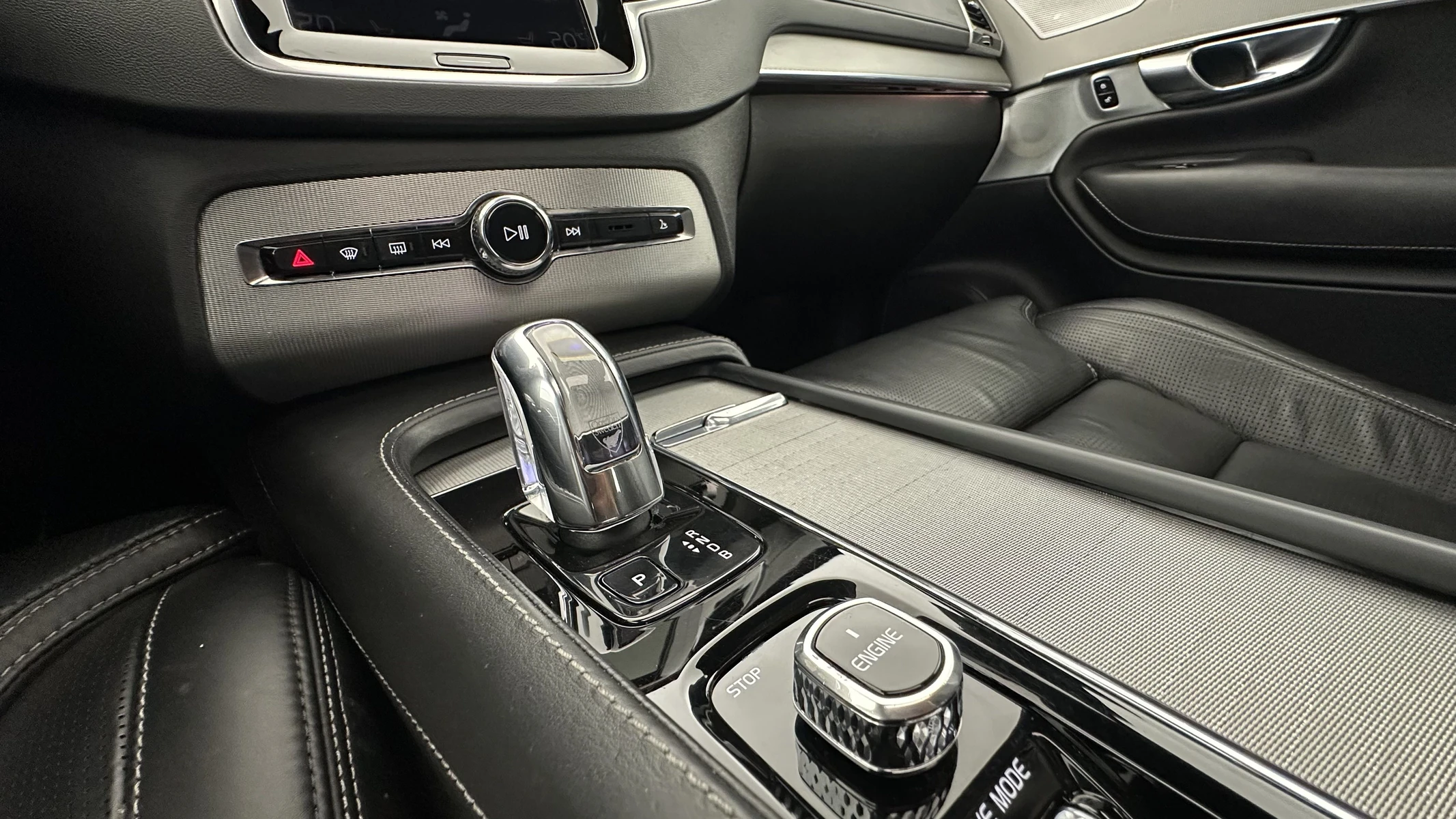 XC90  11