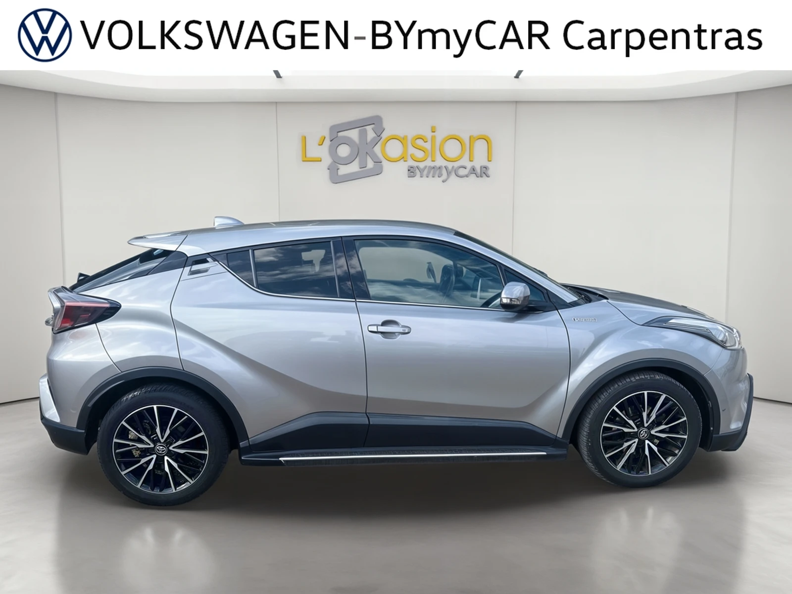 C-HR  6