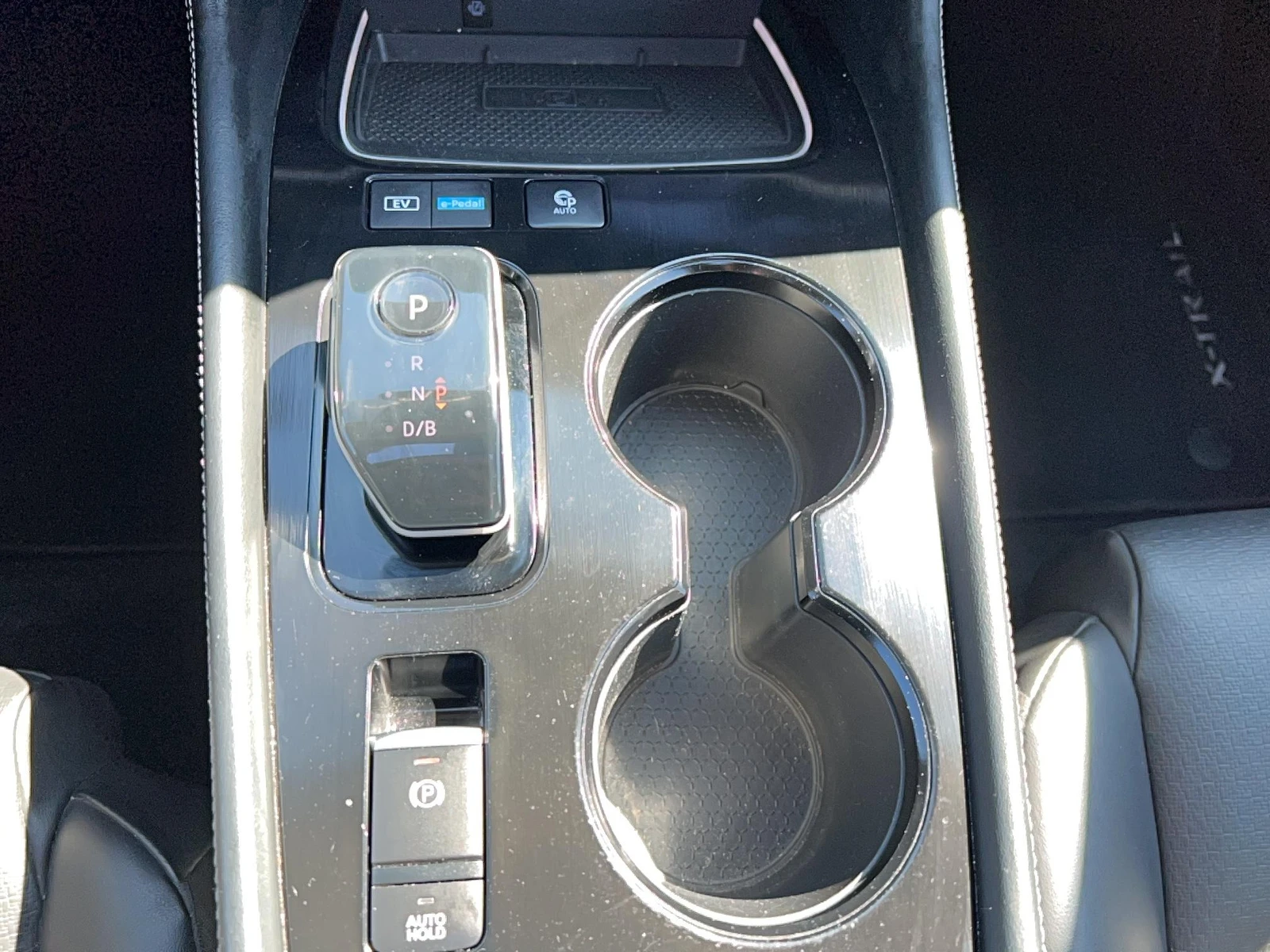 X-TRAIL  18