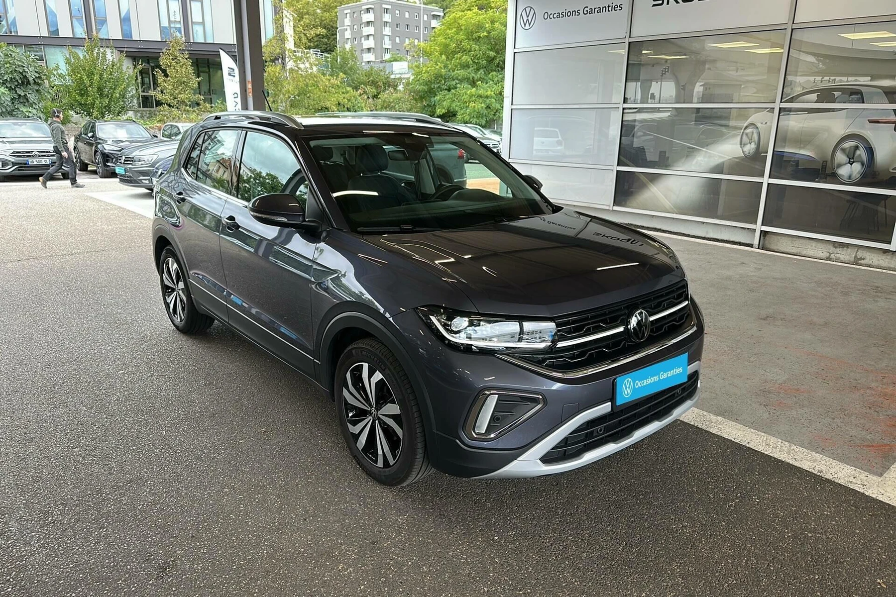 T-CROSS  7