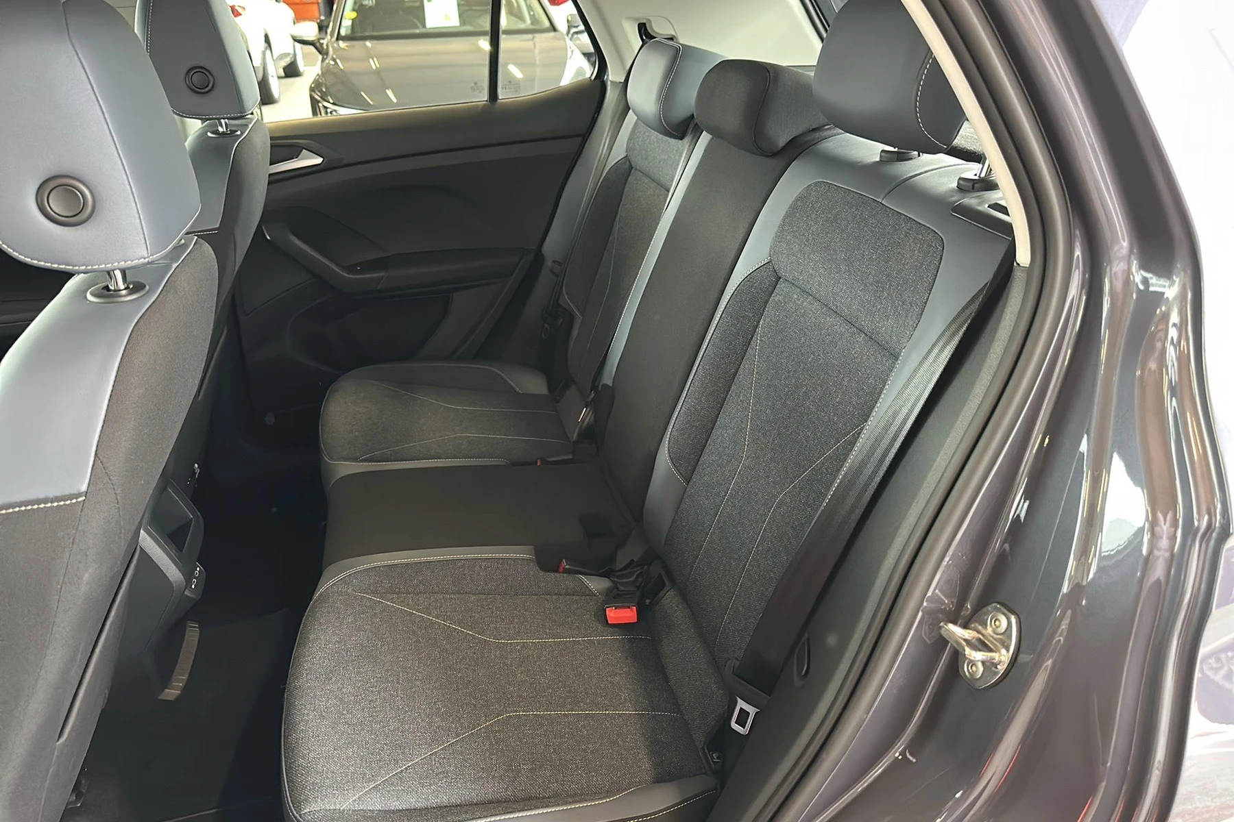T-CROSS  18