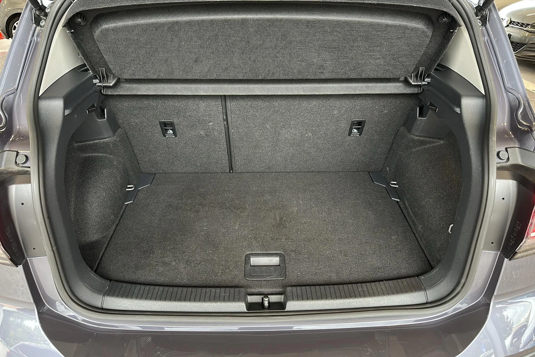 T-CROSS  21