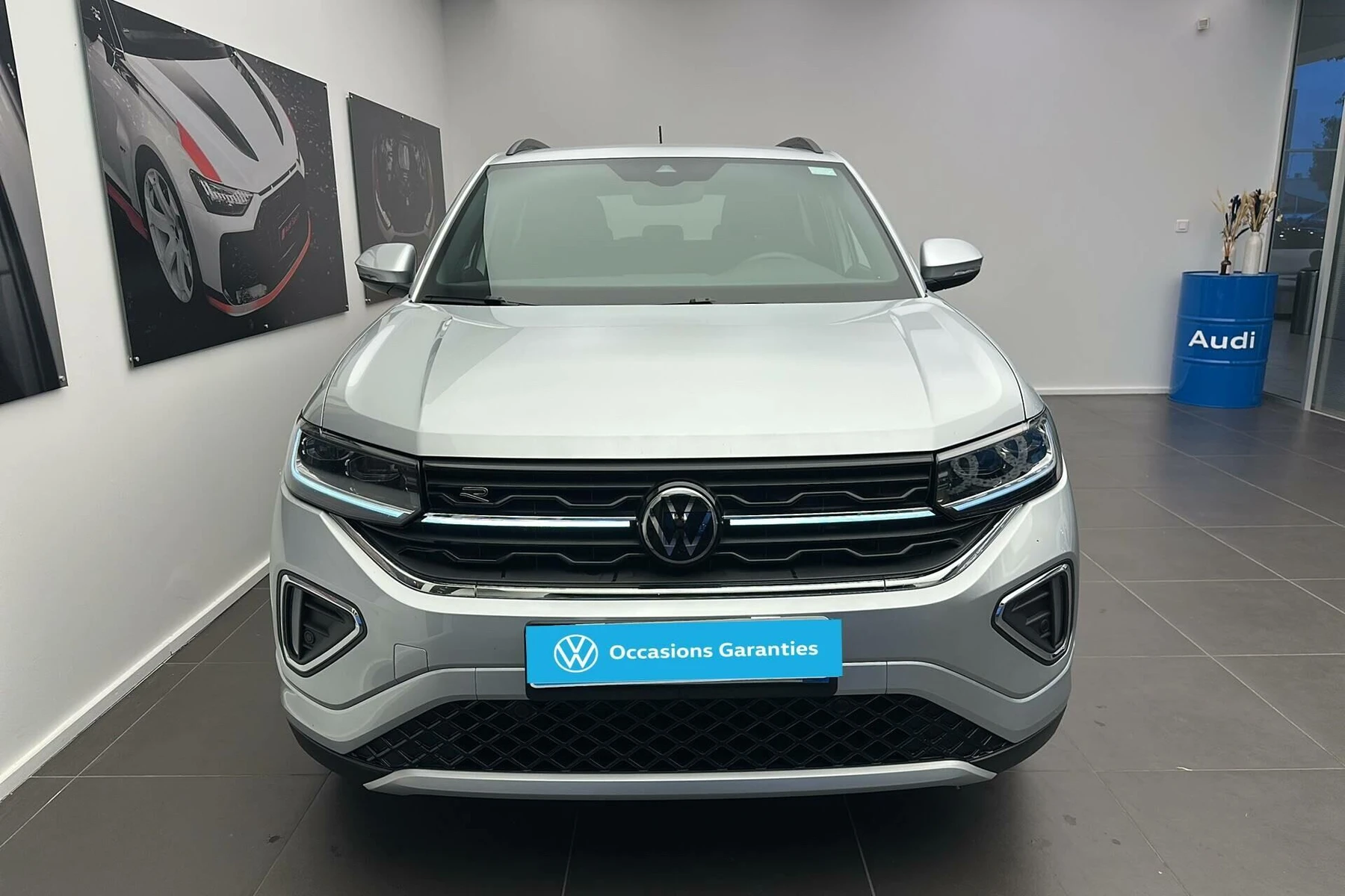 T-CROSS  8
