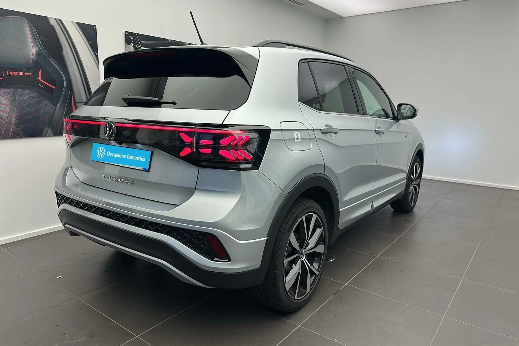 T-CROSS  5