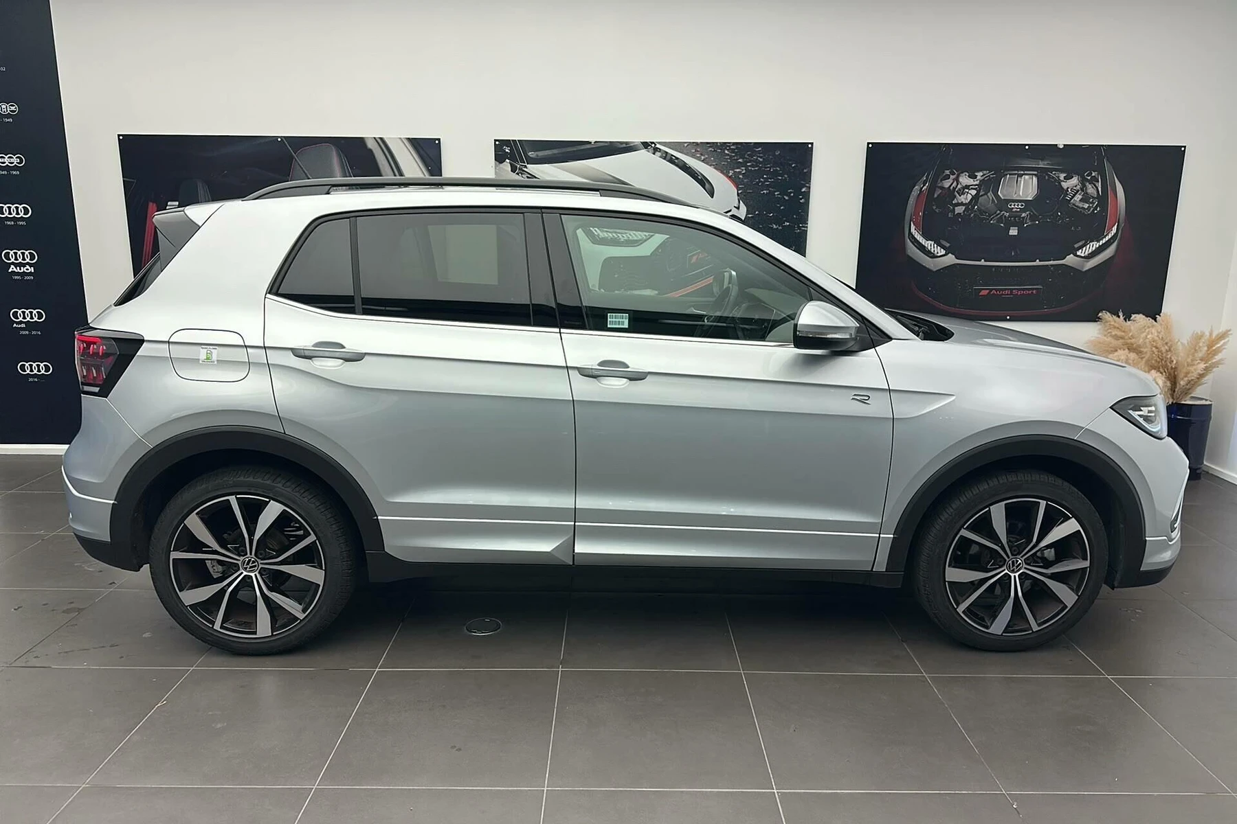 T-CROSS  6