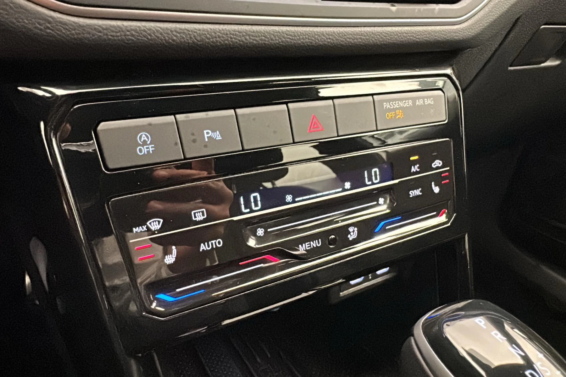 T-CROSS  17