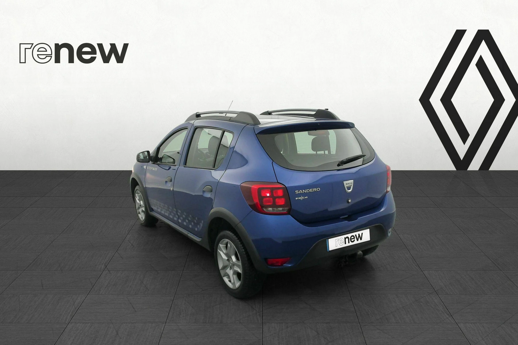 SANDERO  5