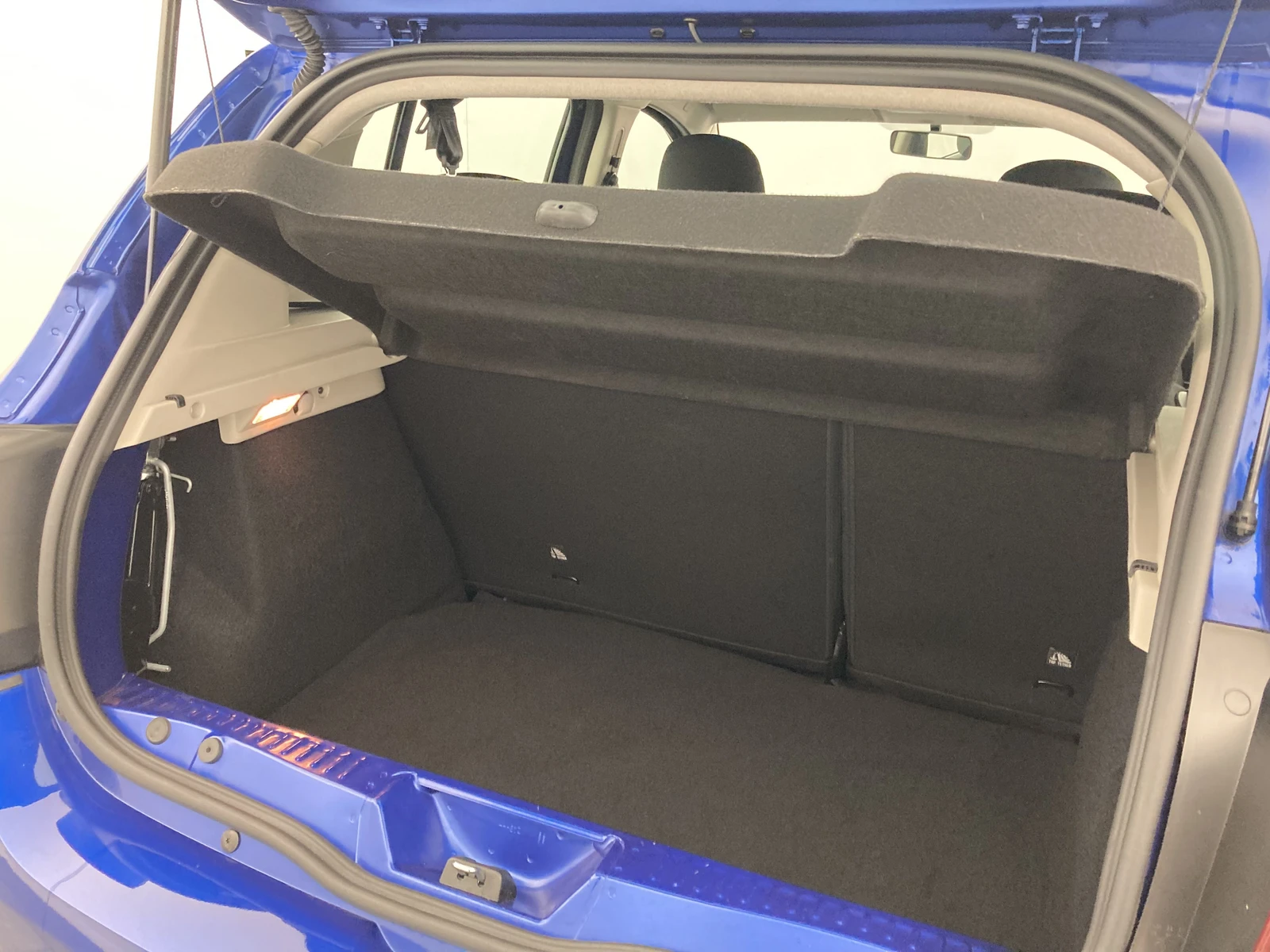 SANDERO  24