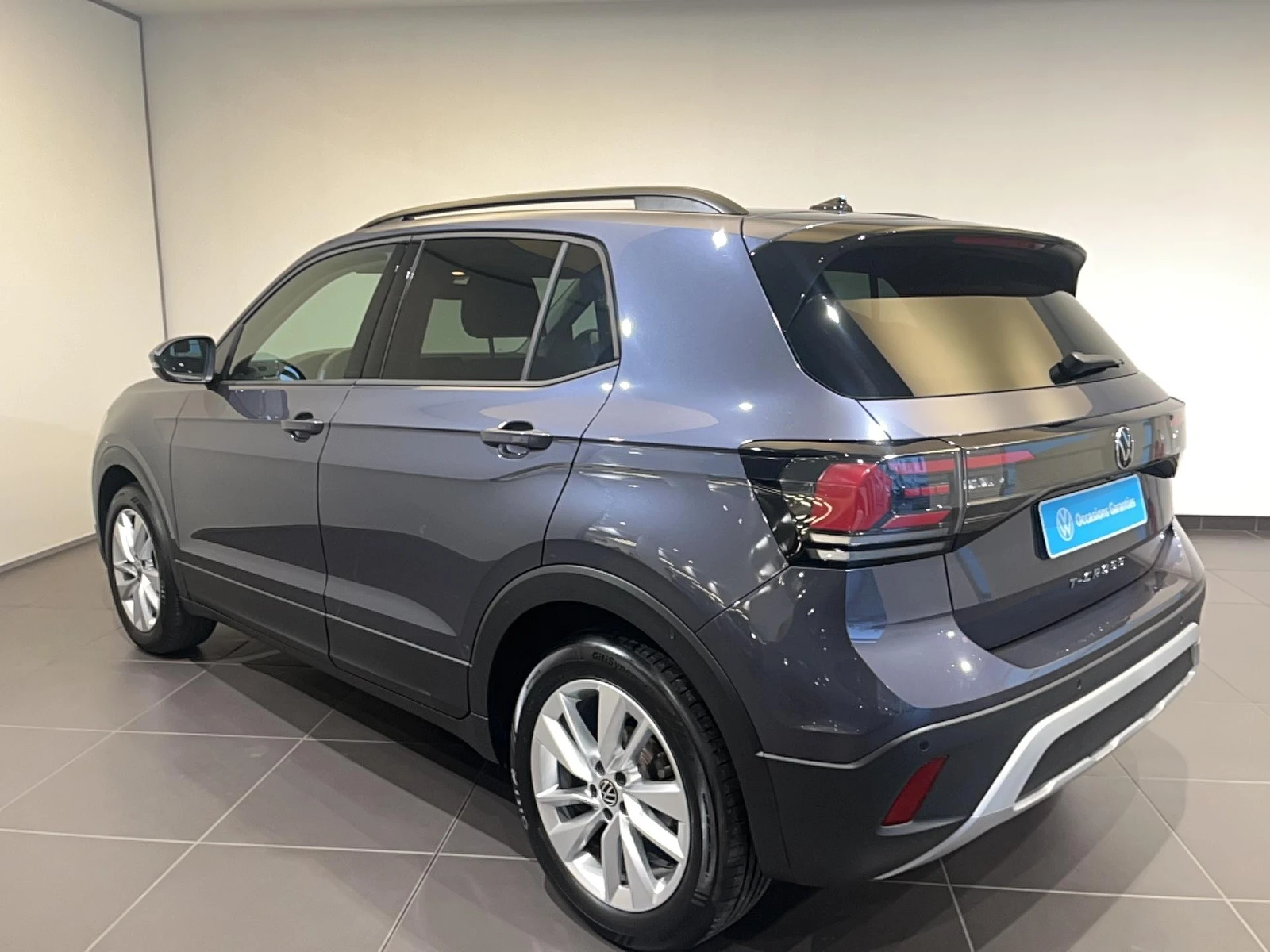 T-CROSS  3