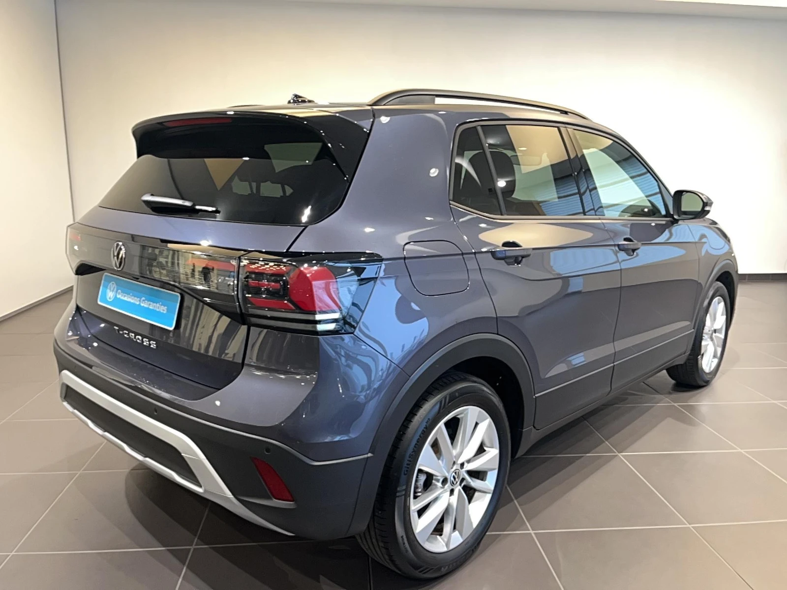 T-CROSS  5
