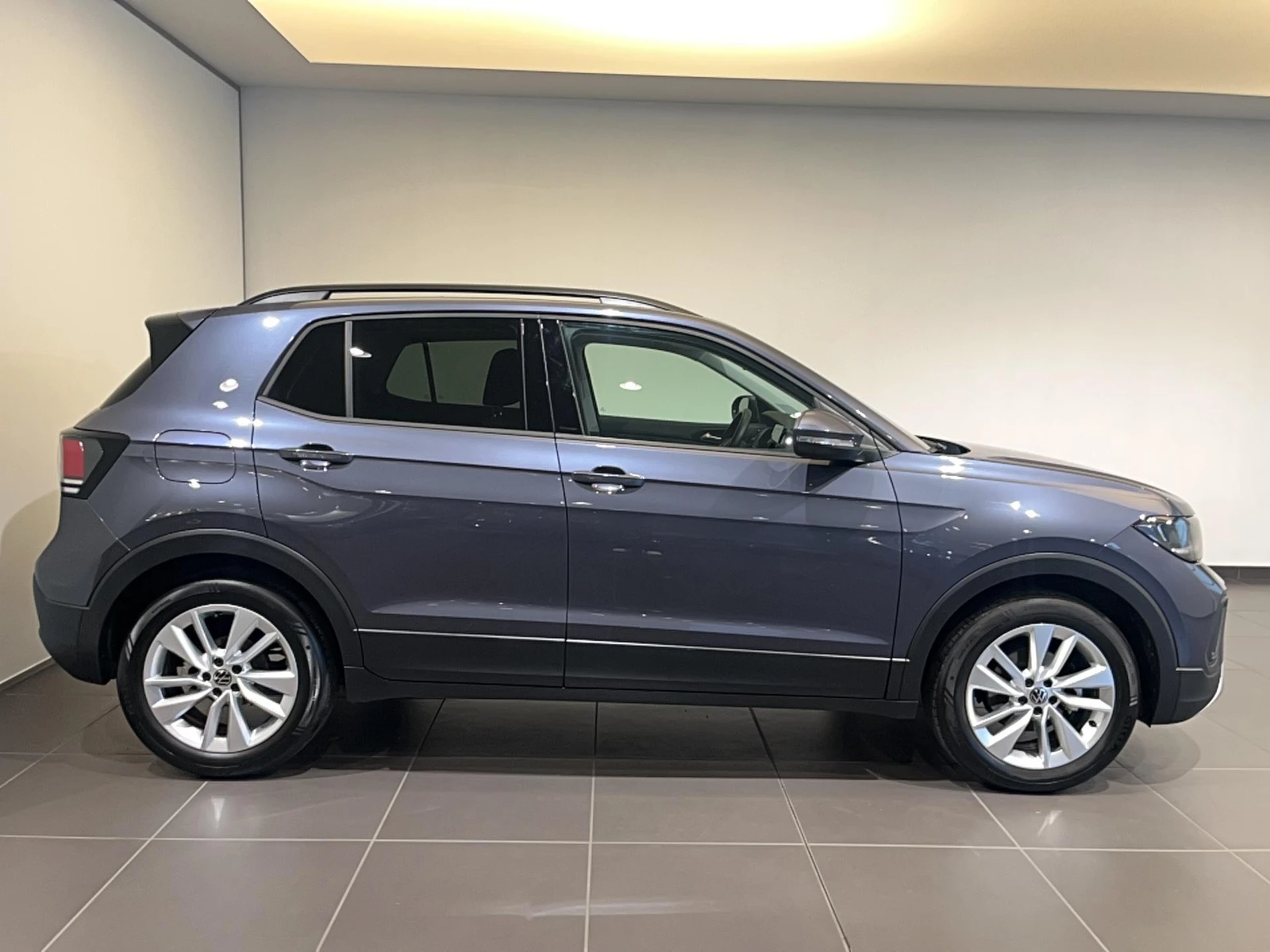 T-CROSS  6