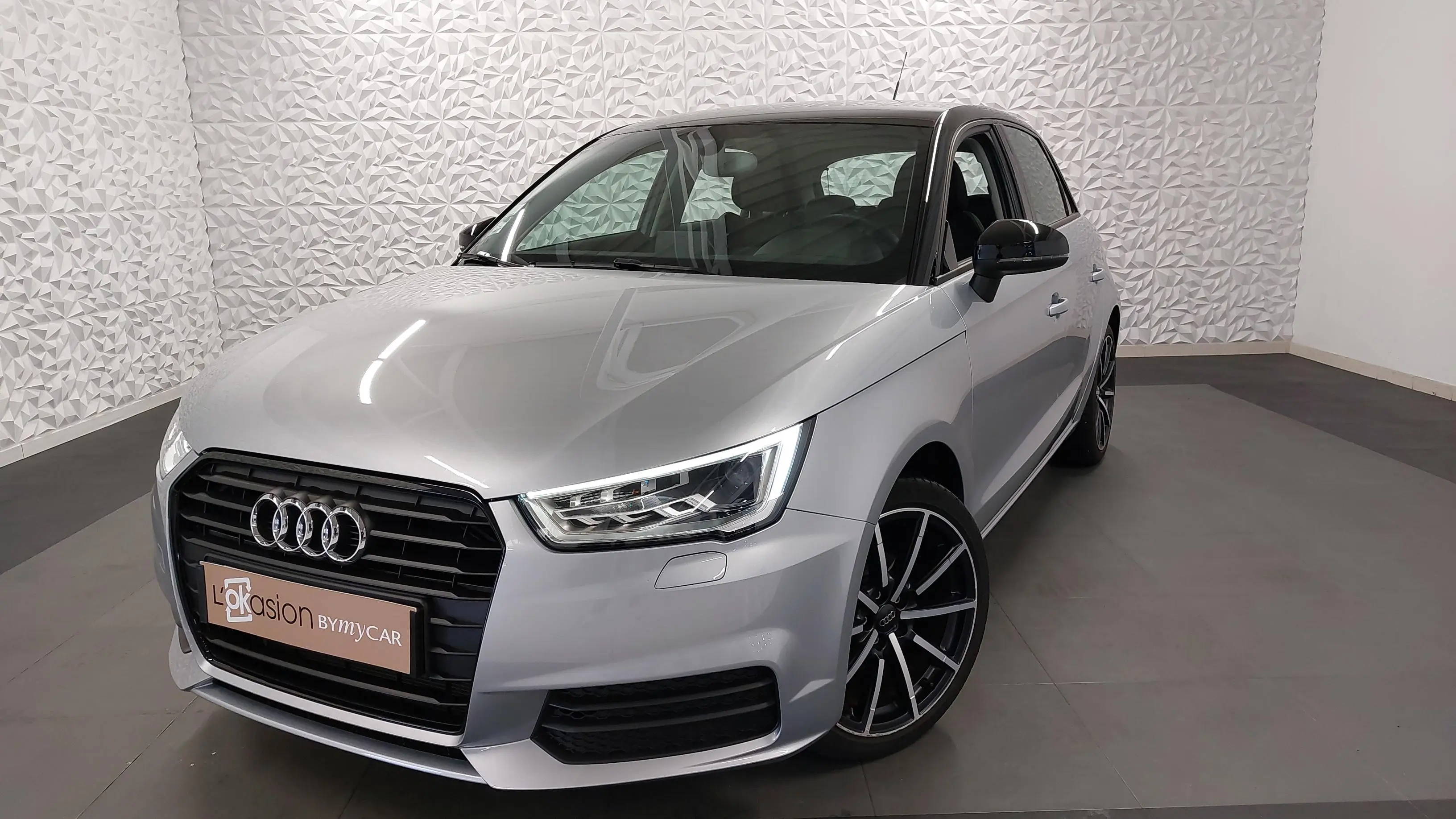 A1 Sportback 1.0 TFSI ultra 95 S tronic 7 A1 Sportback 1.0 TFSI ultra 95 S tronic 7