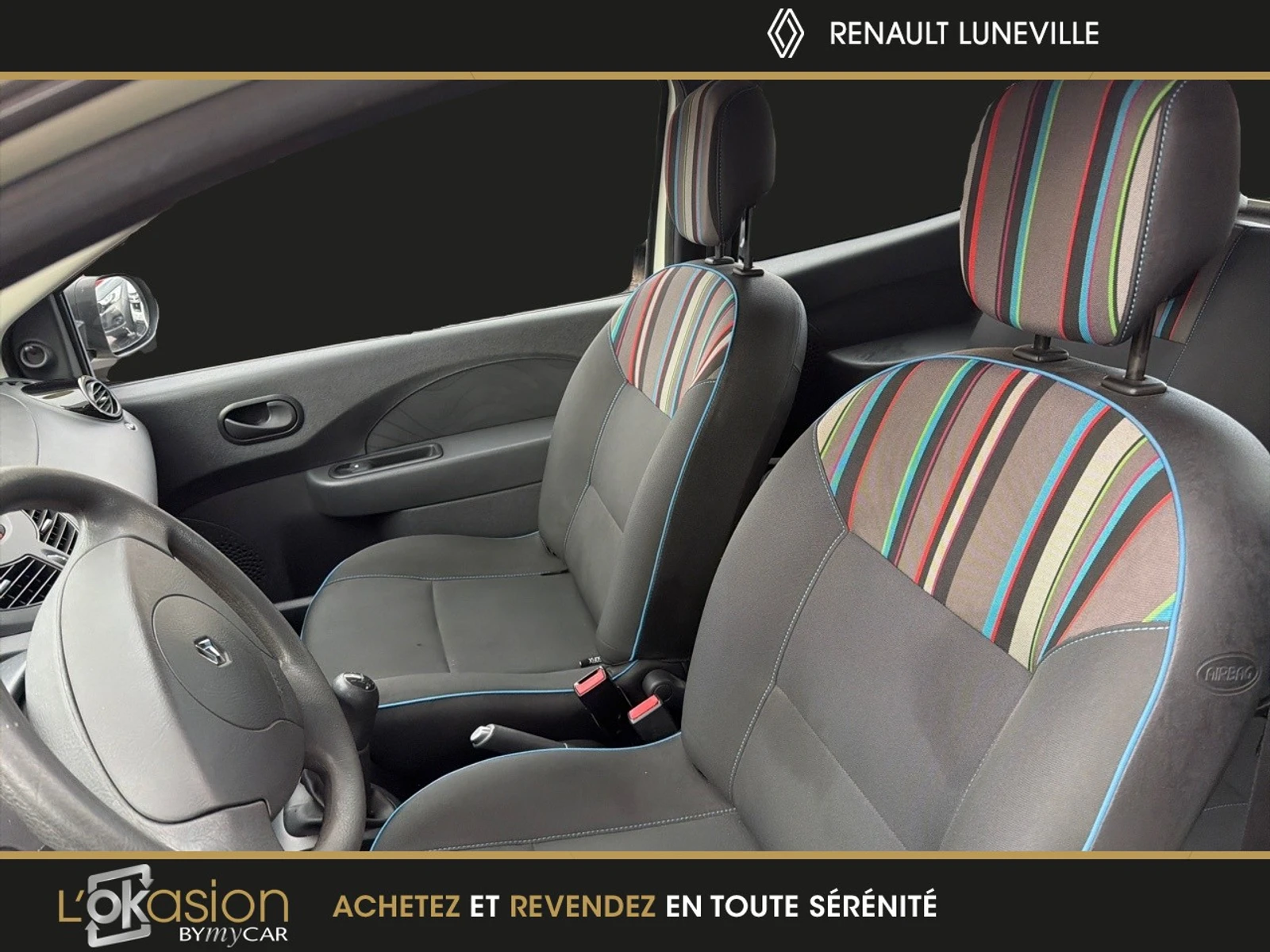 TWINGO  8