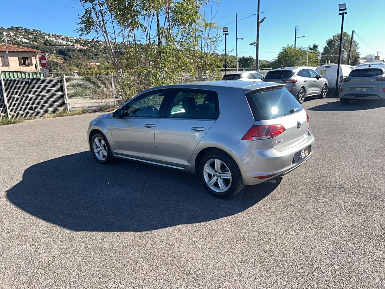 GOLF  3