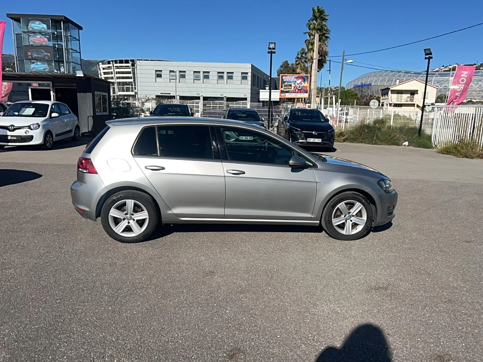 GOLF  6