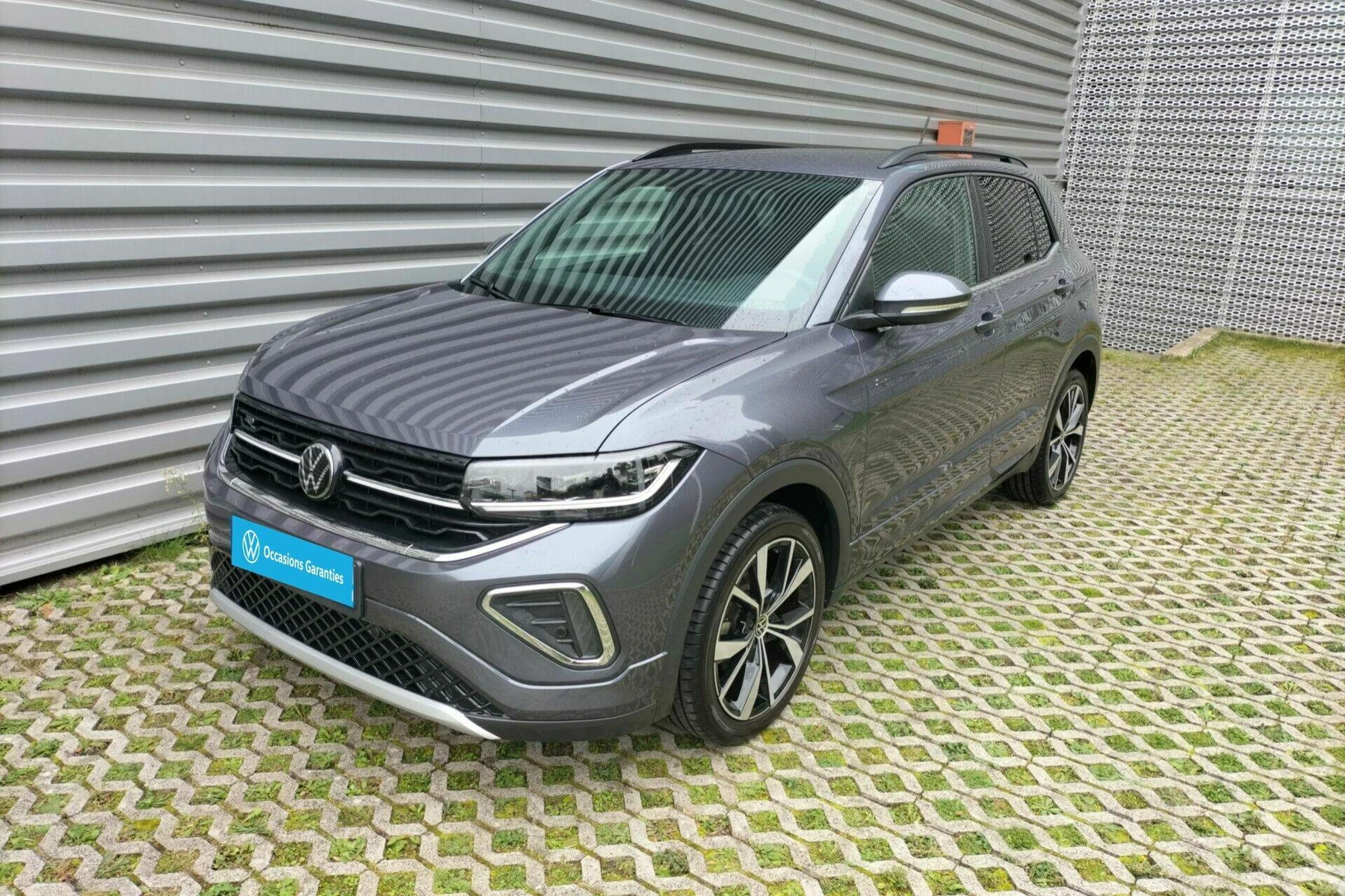 T-CROSS  1