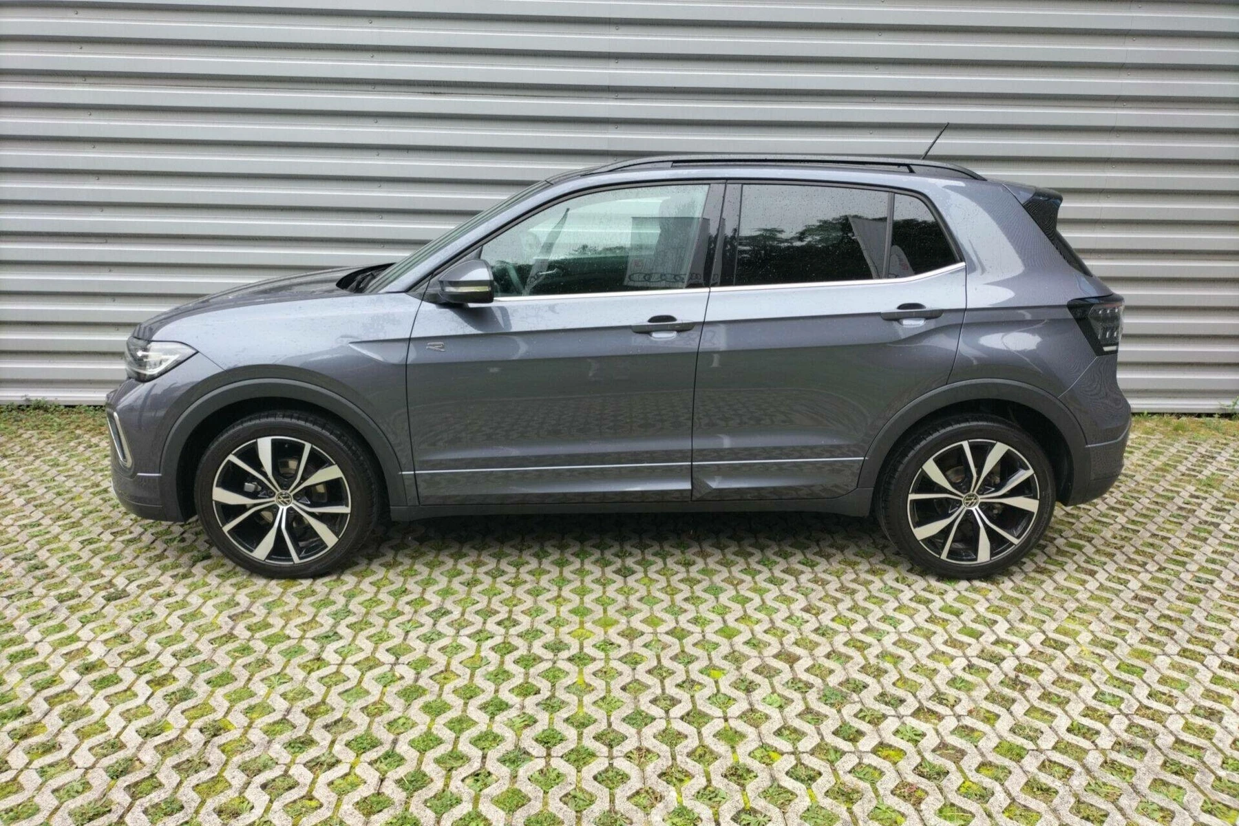 T-CROSS  2