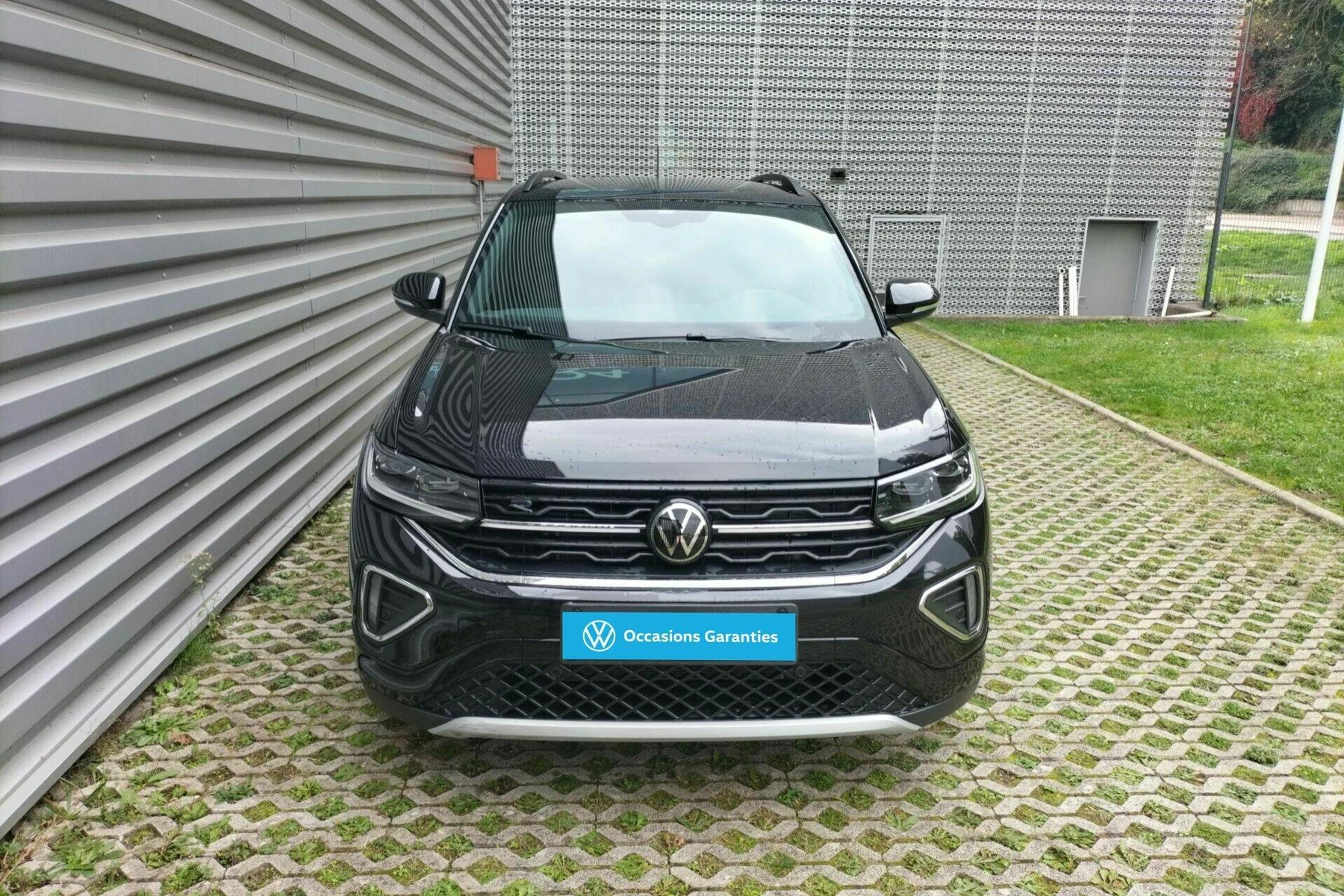 T-CROSS  8