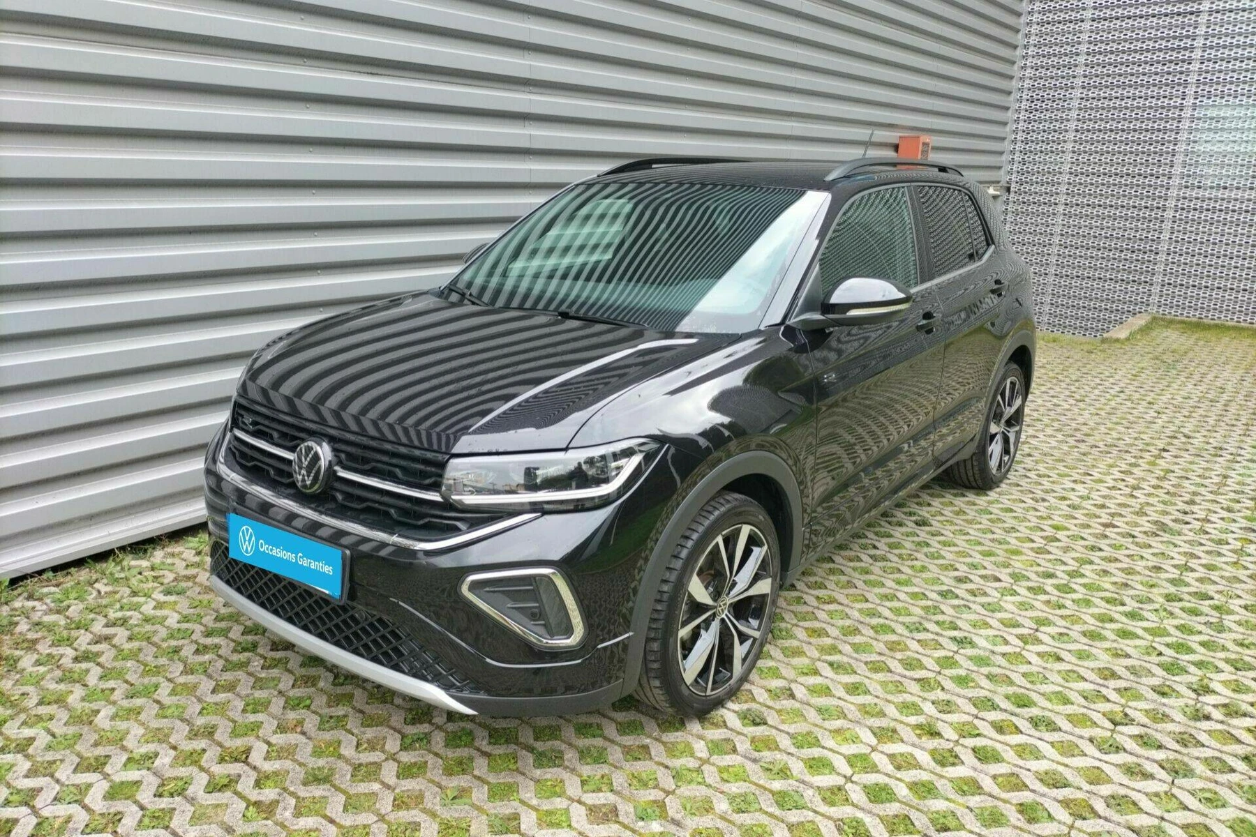 T-CROSS  1