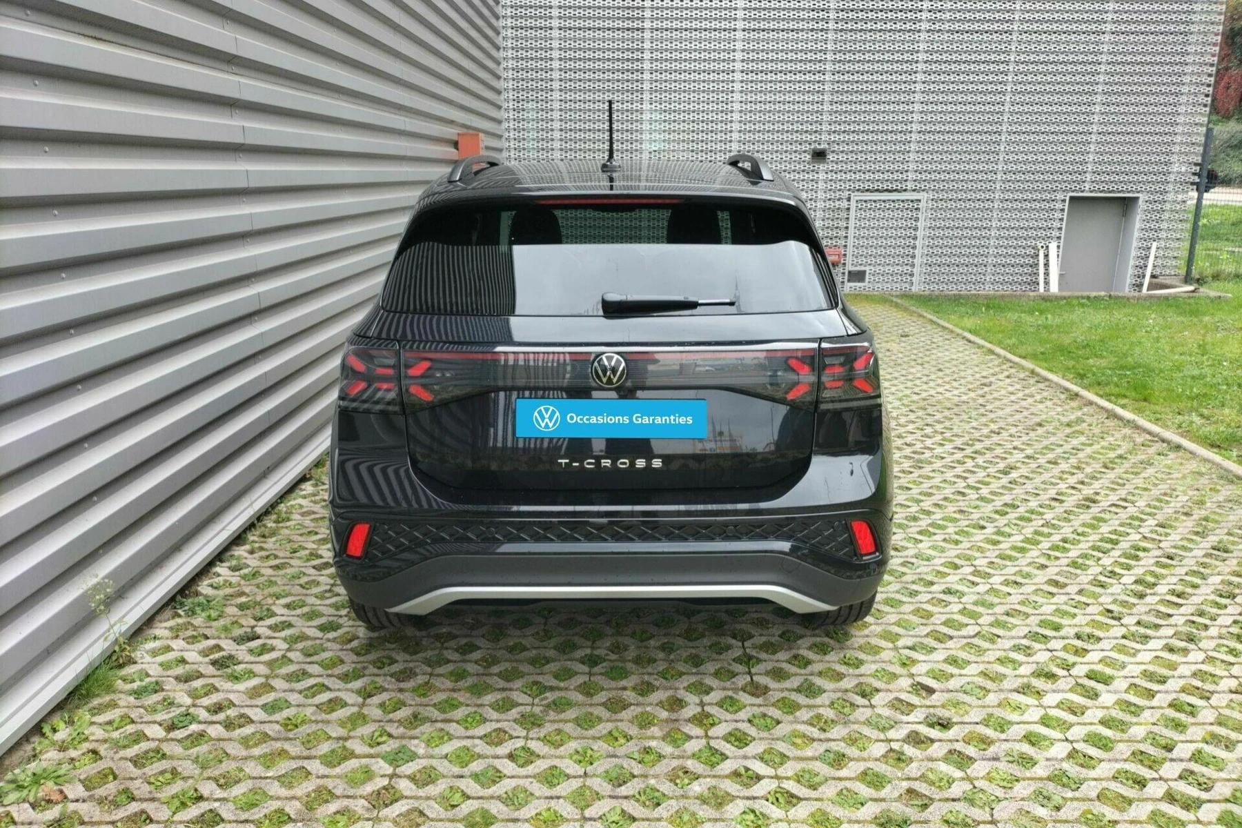 T-CROSS  4