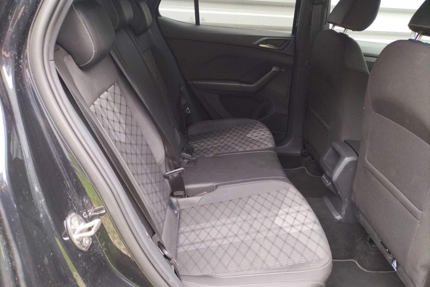 T-CROSS  17