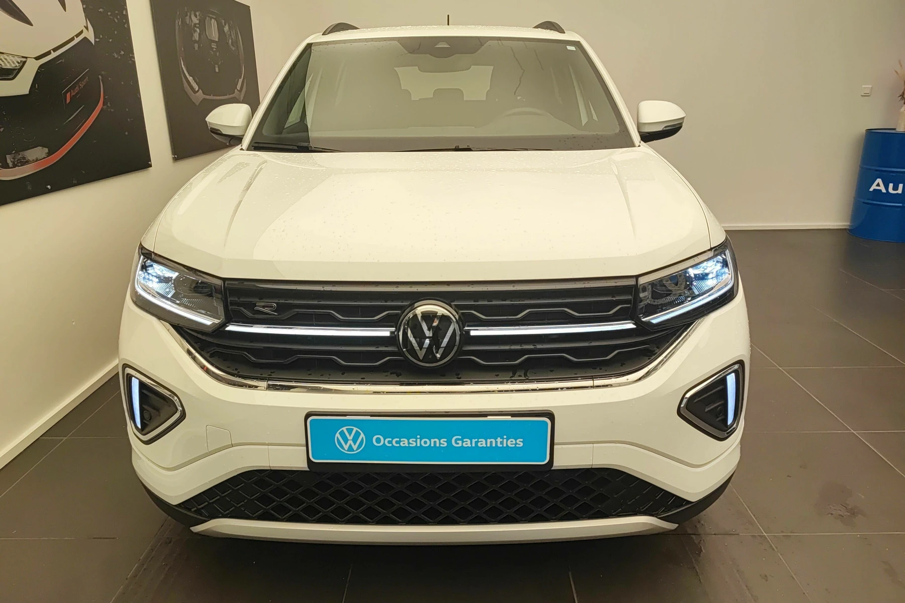 T-CROSS  8