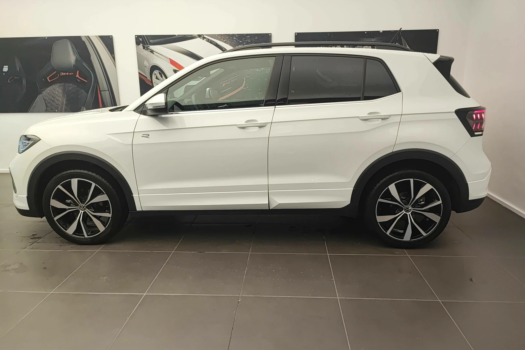 T-CROSS  2