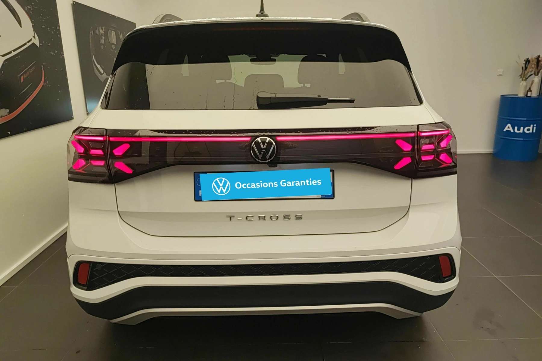 T-CROSS  4