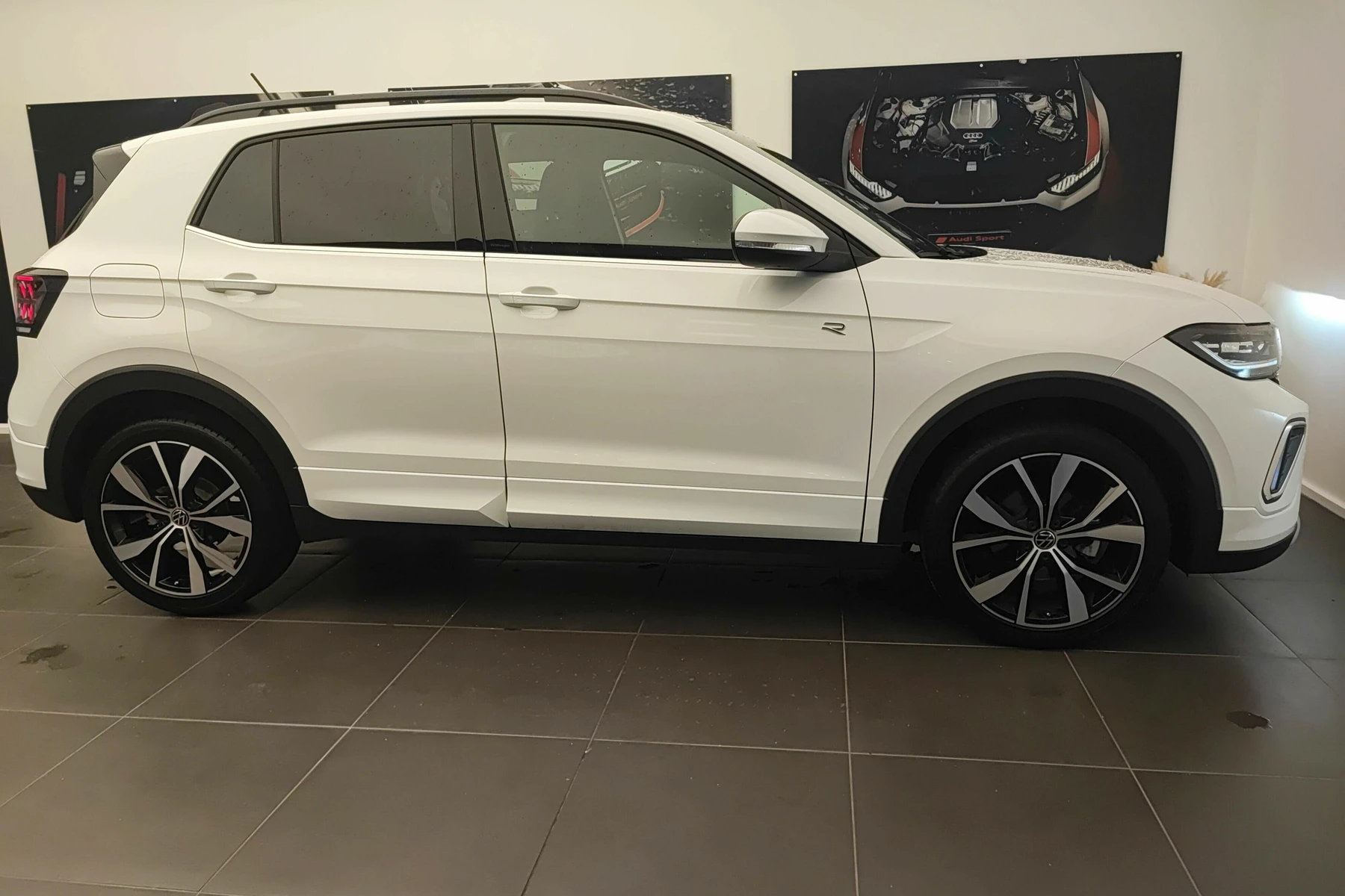 T-CROSS  6