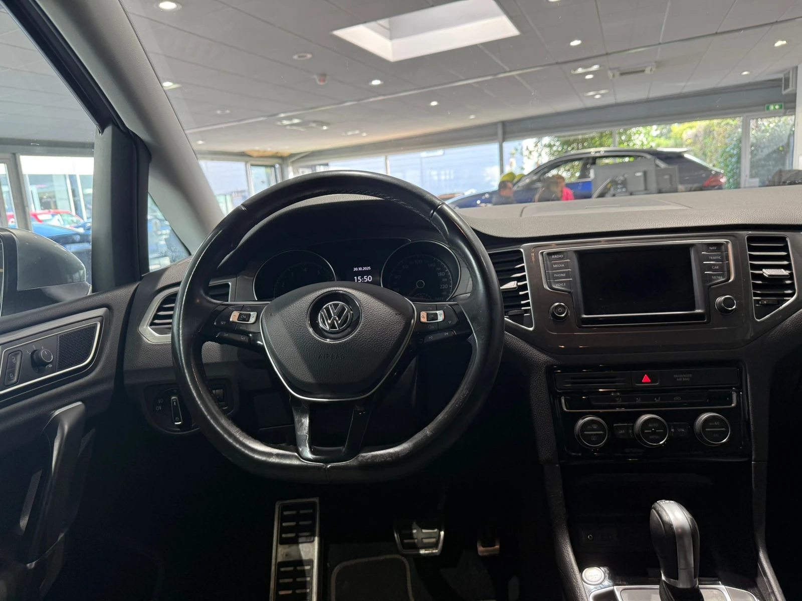 GOLF SPORTSVAN  11