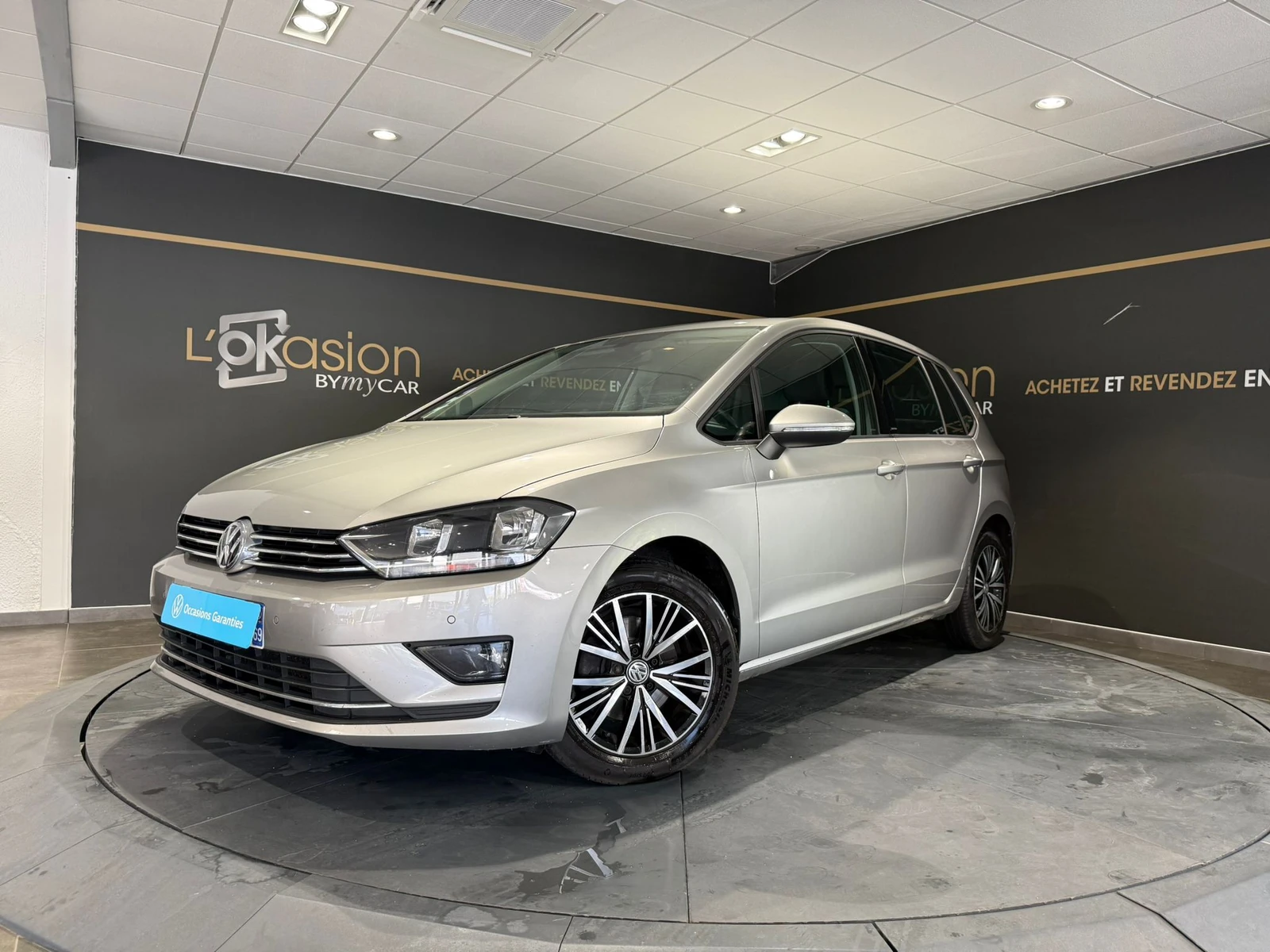 GOLF SPORTSVAN  10